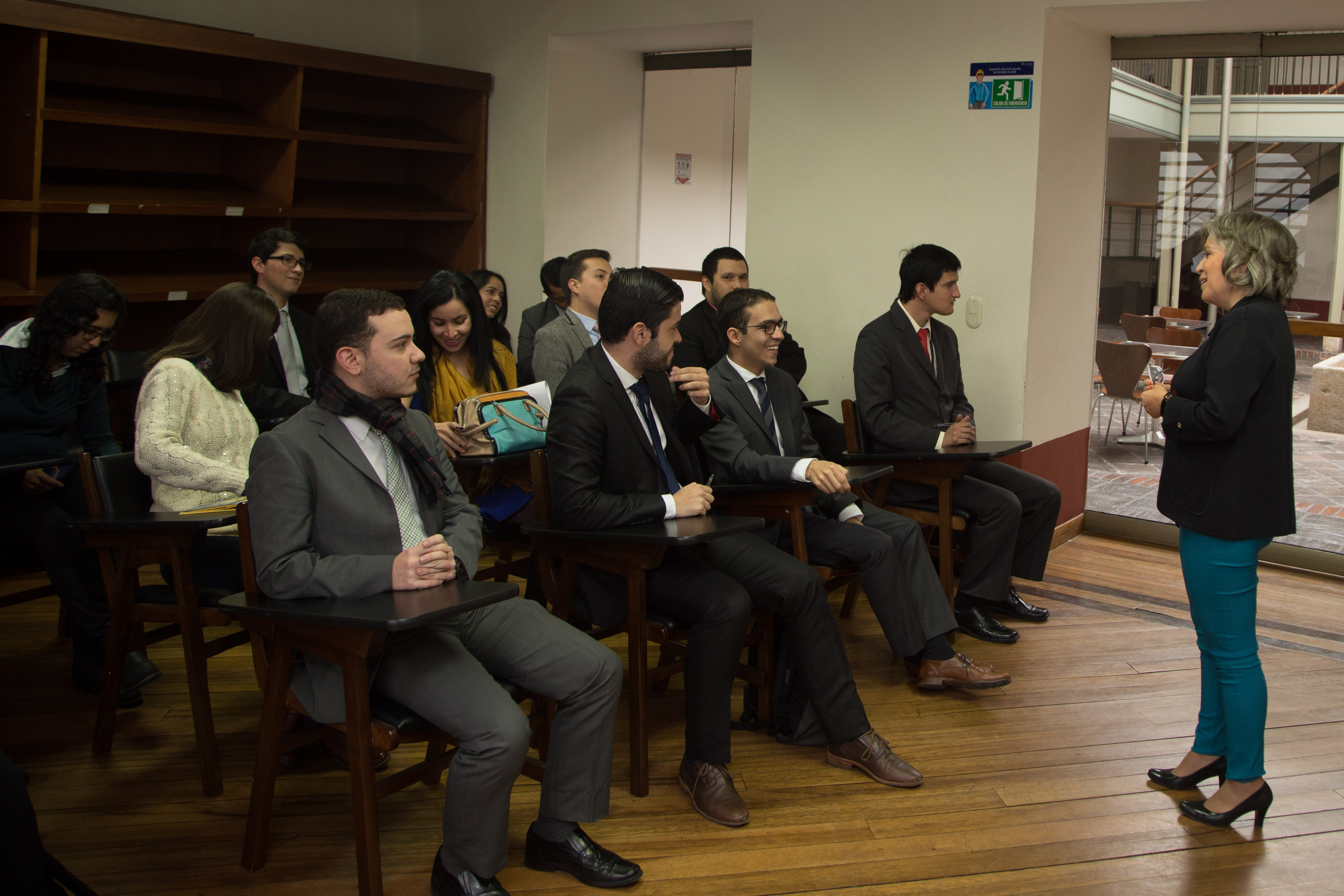 Los egresados de la Academia Diplomática “Augusto Ramírez Ocampo” que han cumplido y aprobado el curso de carrera diplomática y consular podrán obtener la validación de estudios en programas de maestría, gracias al Convenio que la Cancillería firmará con la Pontificia Universidad Javeriana