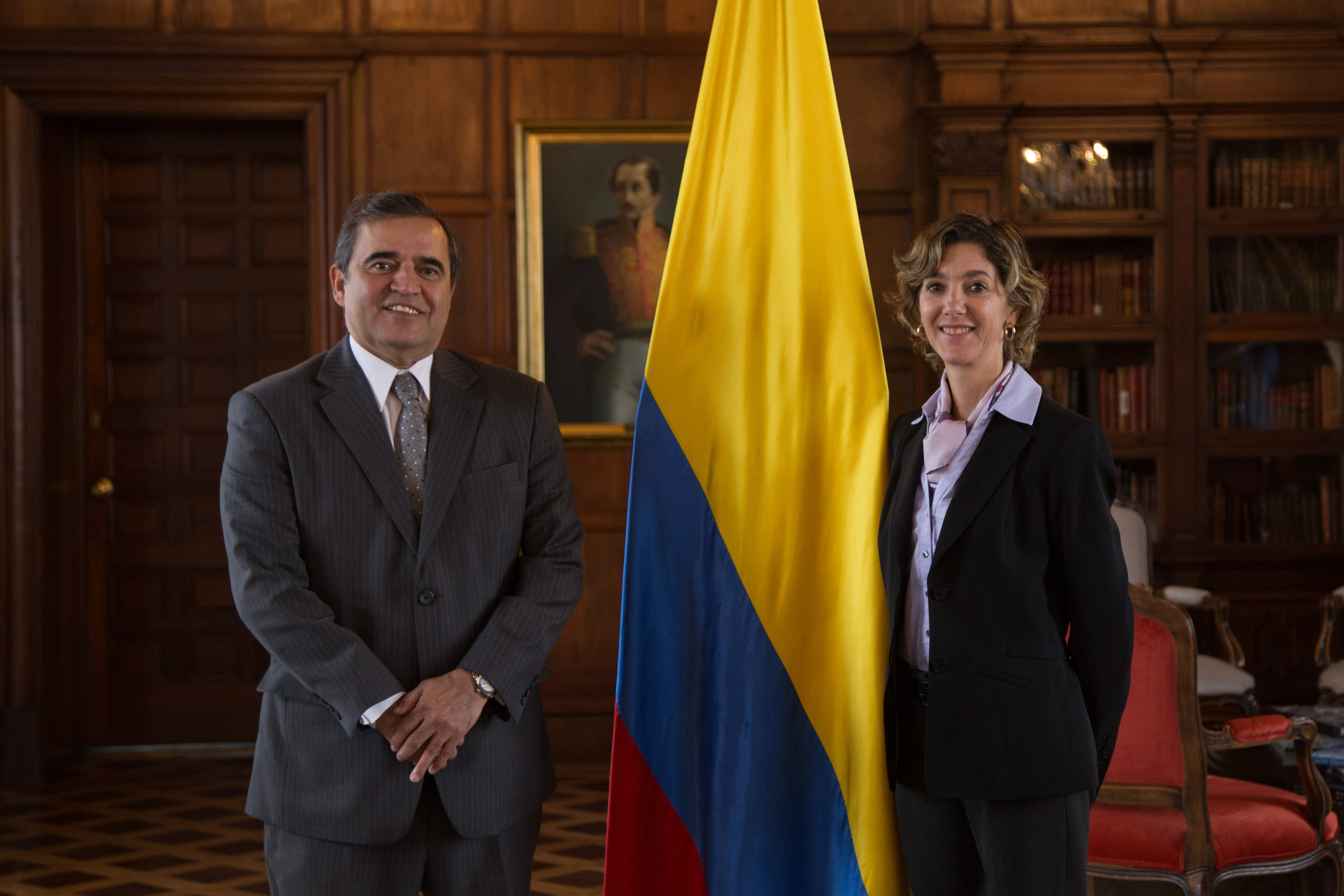 Viceministra de Relaciones Exteriores posesionó  nuevo Embajador de Colombia en China