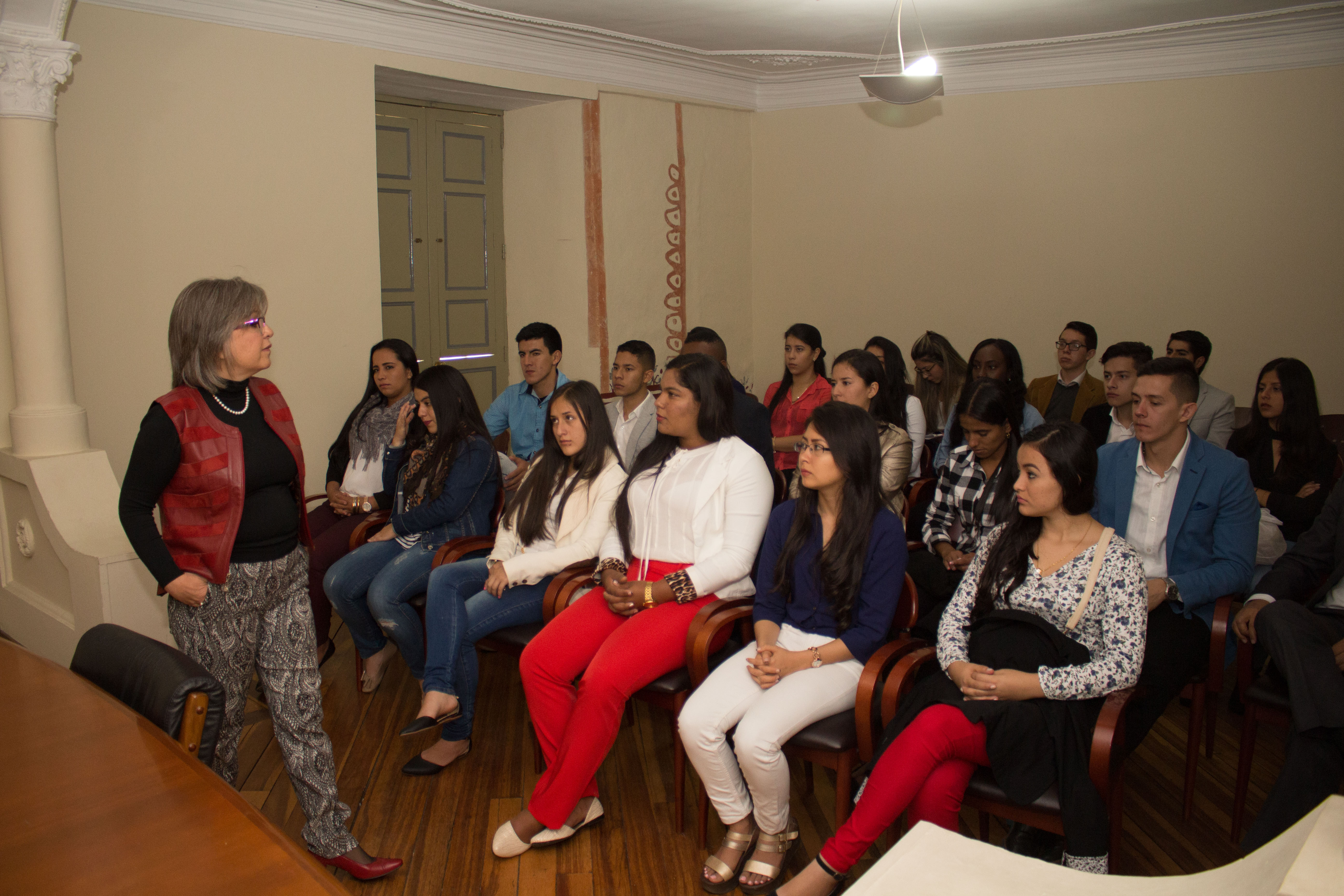 Funcionarios de la Academia Diplomática explicaron las funciones del Ministerio de Relaciones Exteriores a estudiantes de la Universidad del Cauca 