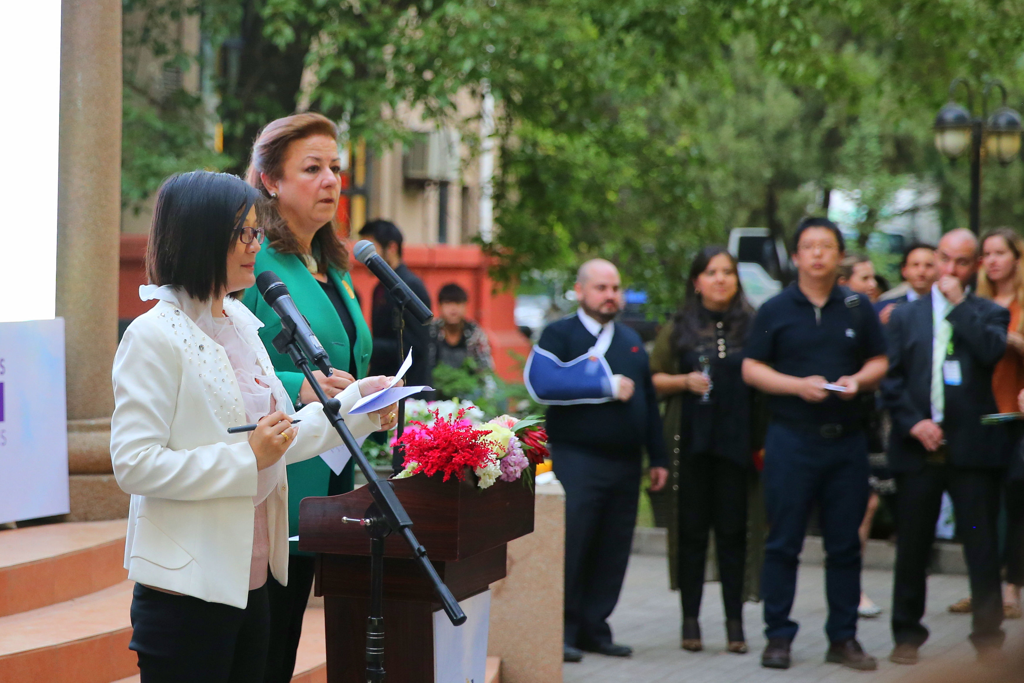 Con la Embajada de Colombia en China como escenario, se realizó el desfile de flores 'Colombian Flower Showcase'