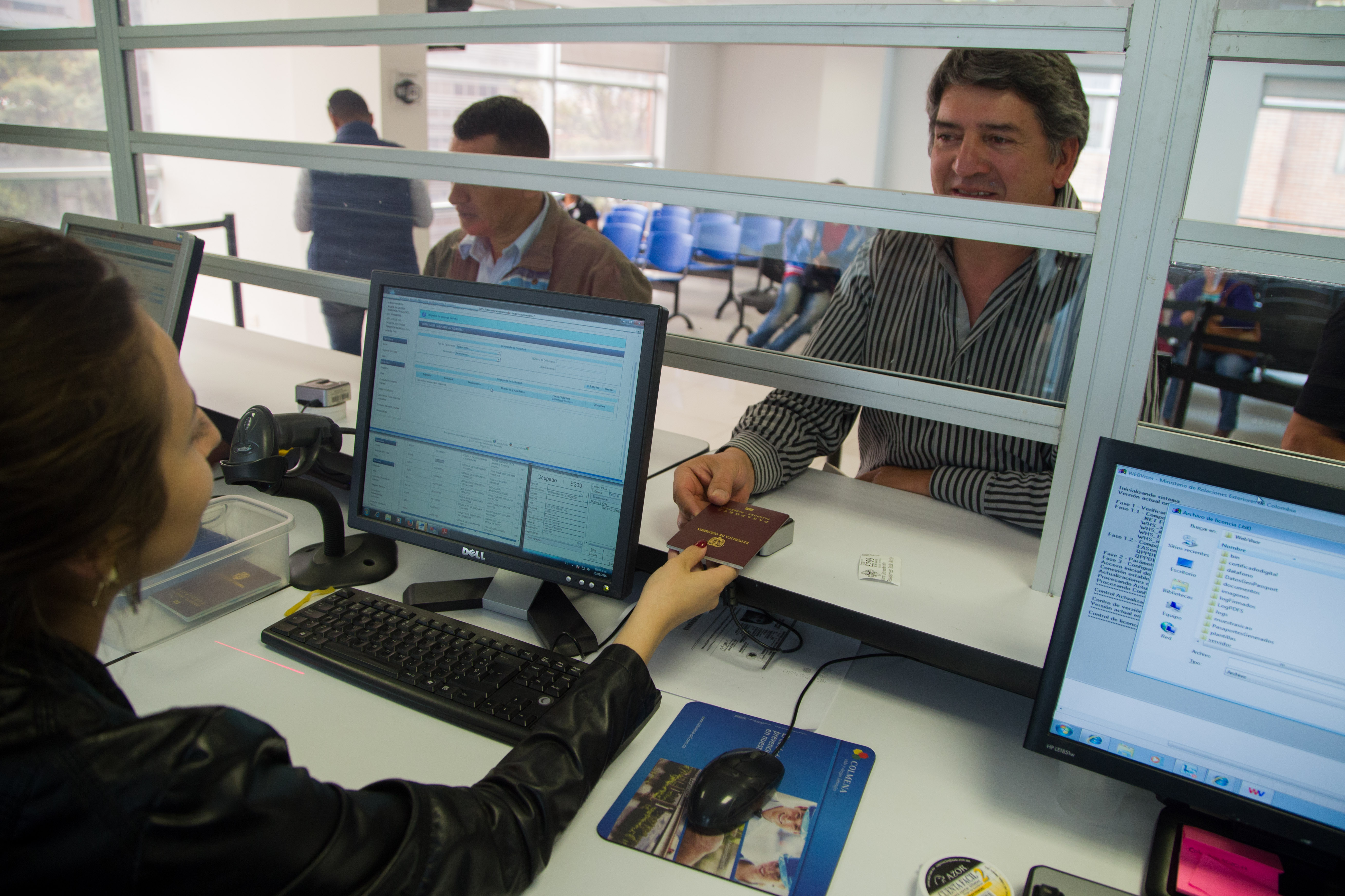 Cancillería amplía oficinas de entrega de pasaportes en Bogotá