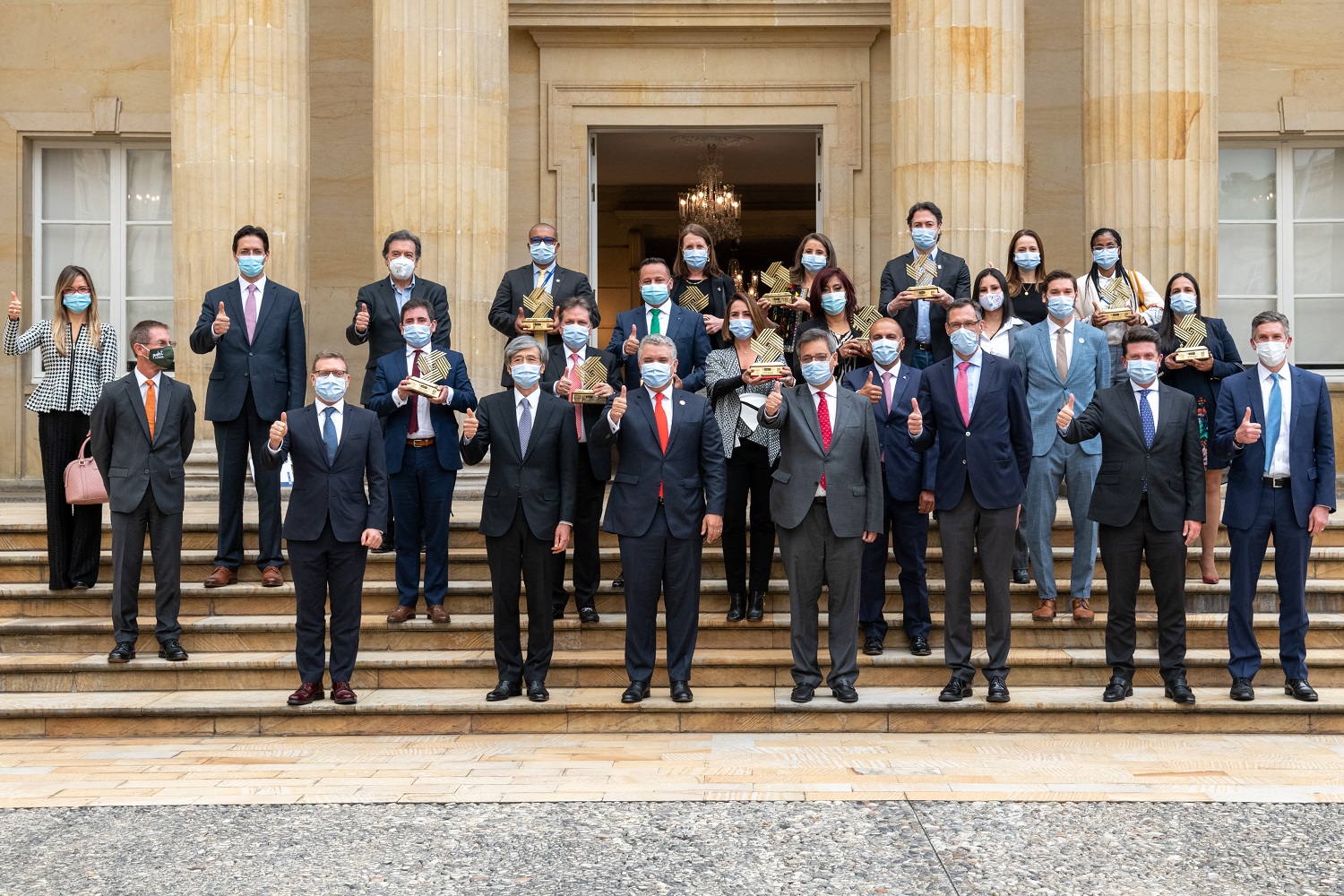 Cancillería recibe mención de honor en el marco del día nacional del servidor público Cancillería recibe mención de honor en el marco del día nacional del servidor público
