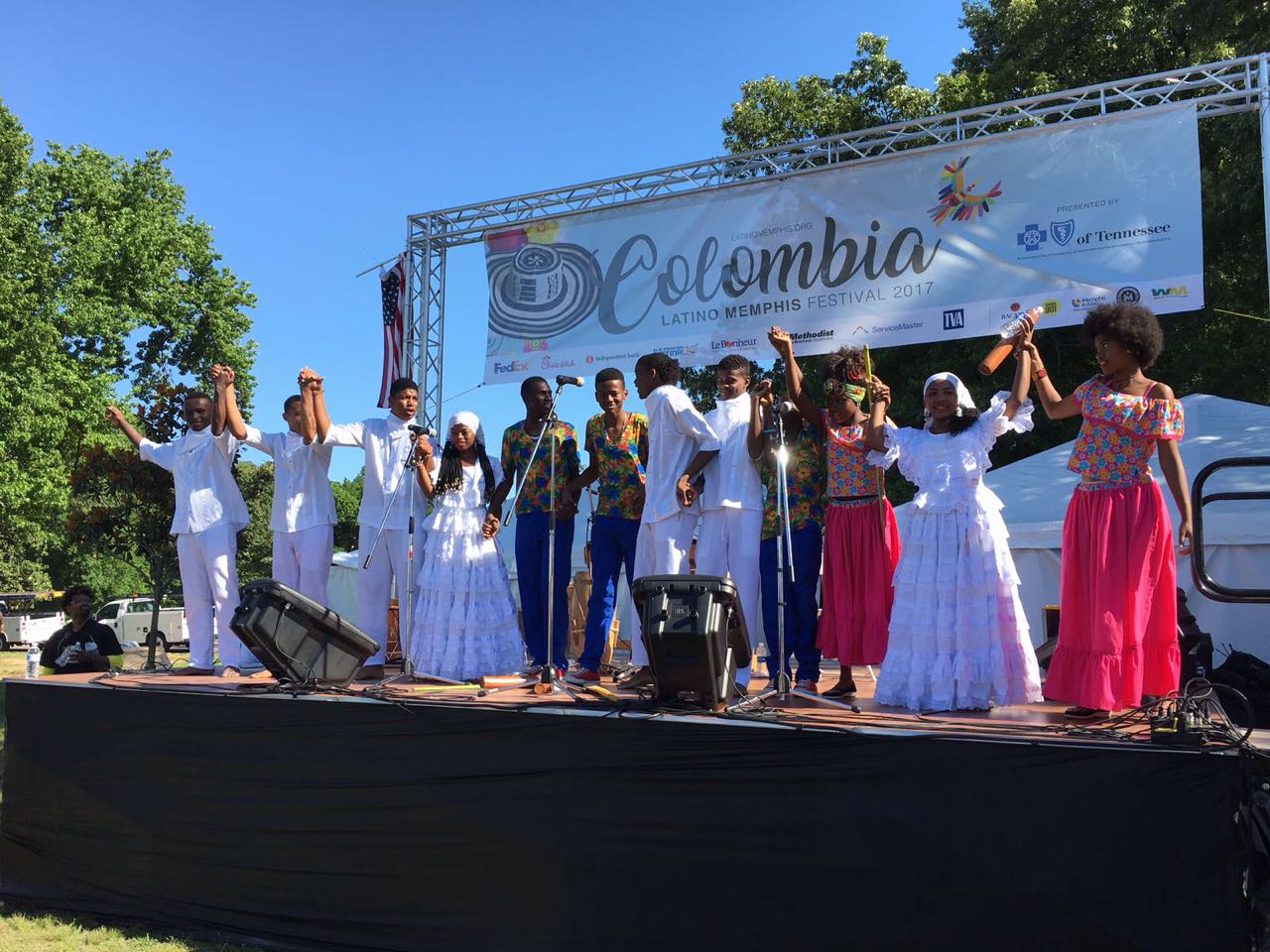 En el festival Memphis in May culminó intercambio cultural de jóvenes de Nariño y Bolívar en Estados Unidos