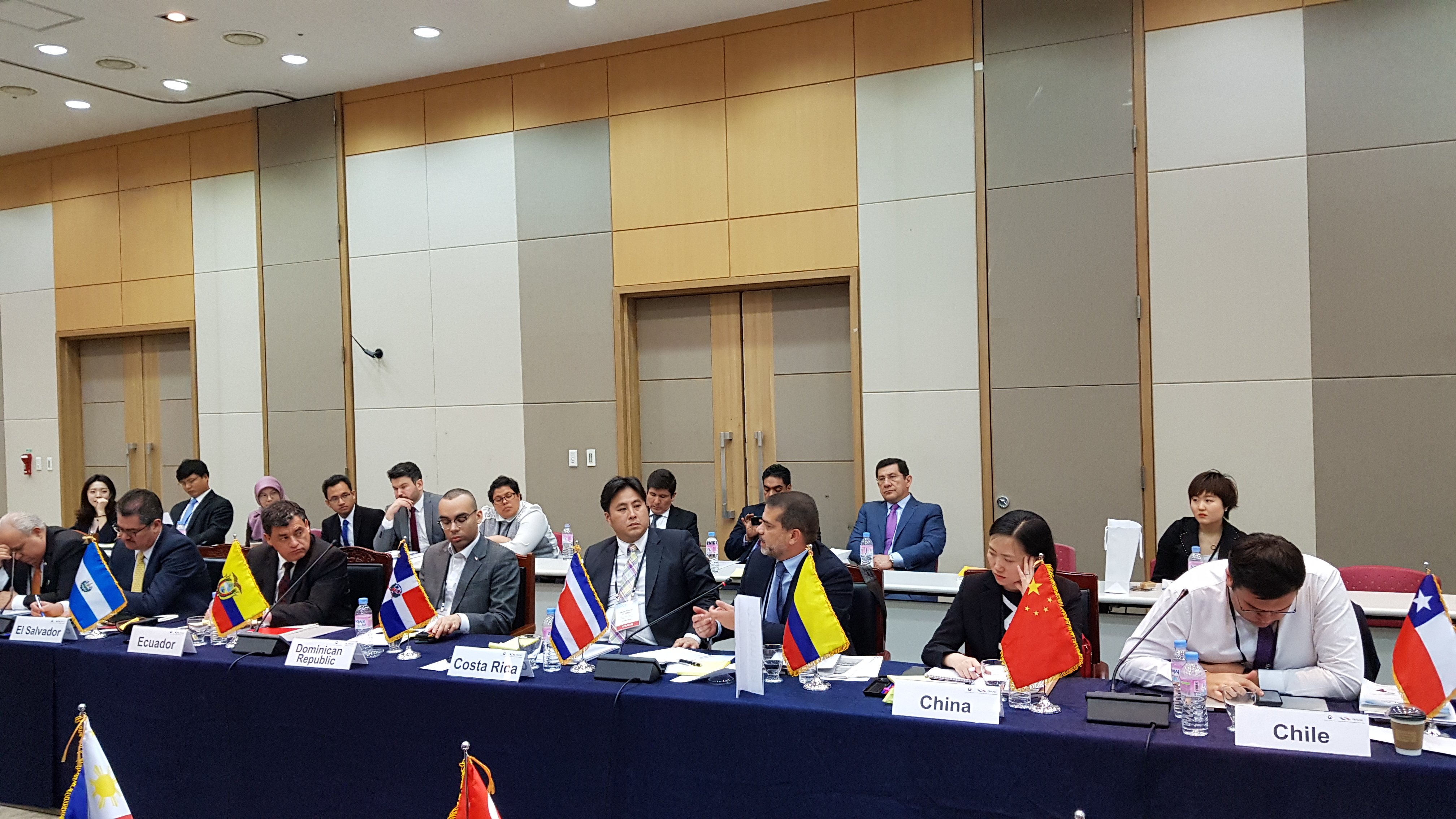 Director de Asia, África y Oceanía de Cancillería participó en el VIII Taller de la Secretaría Cibernética del Foro de Cooperación América Latina - Asia del Este-