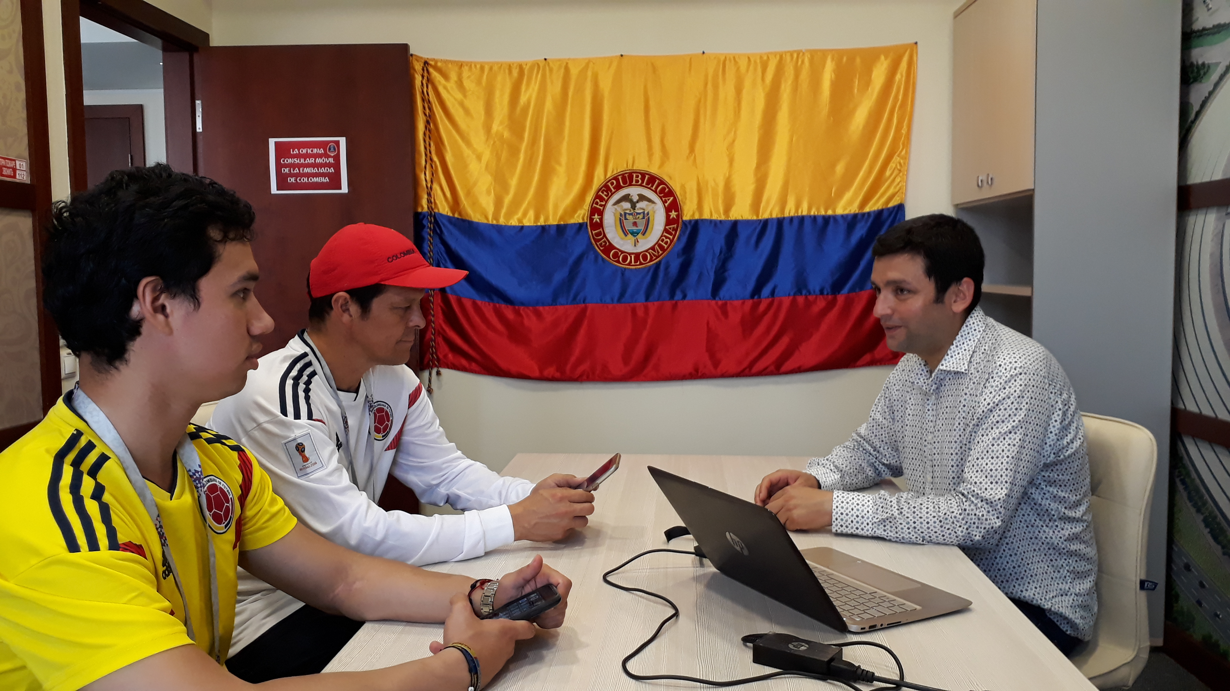 Instalado Consulado Móvil de Colombia en Samara para asistir a los connacionales que necesiten ayuda en el marco del Mundial Rusia