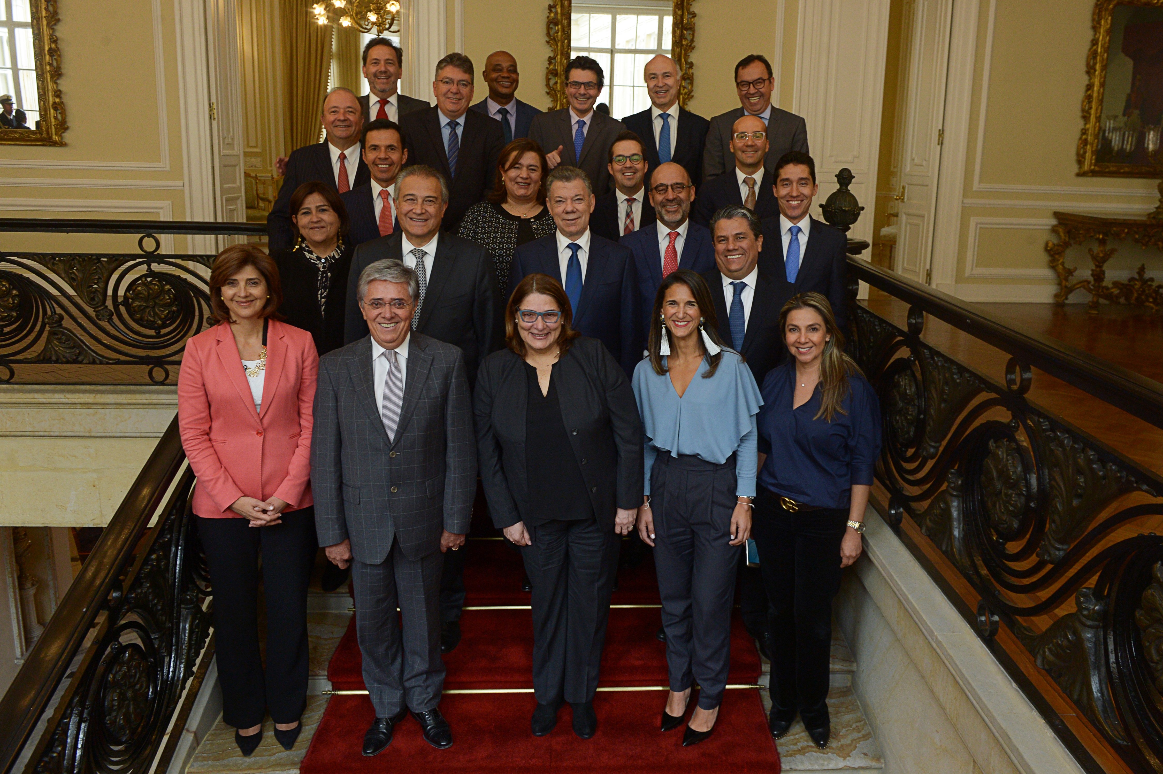 Equipo del gobierno del Presidente Santos luego de su Consejo de Ministros
