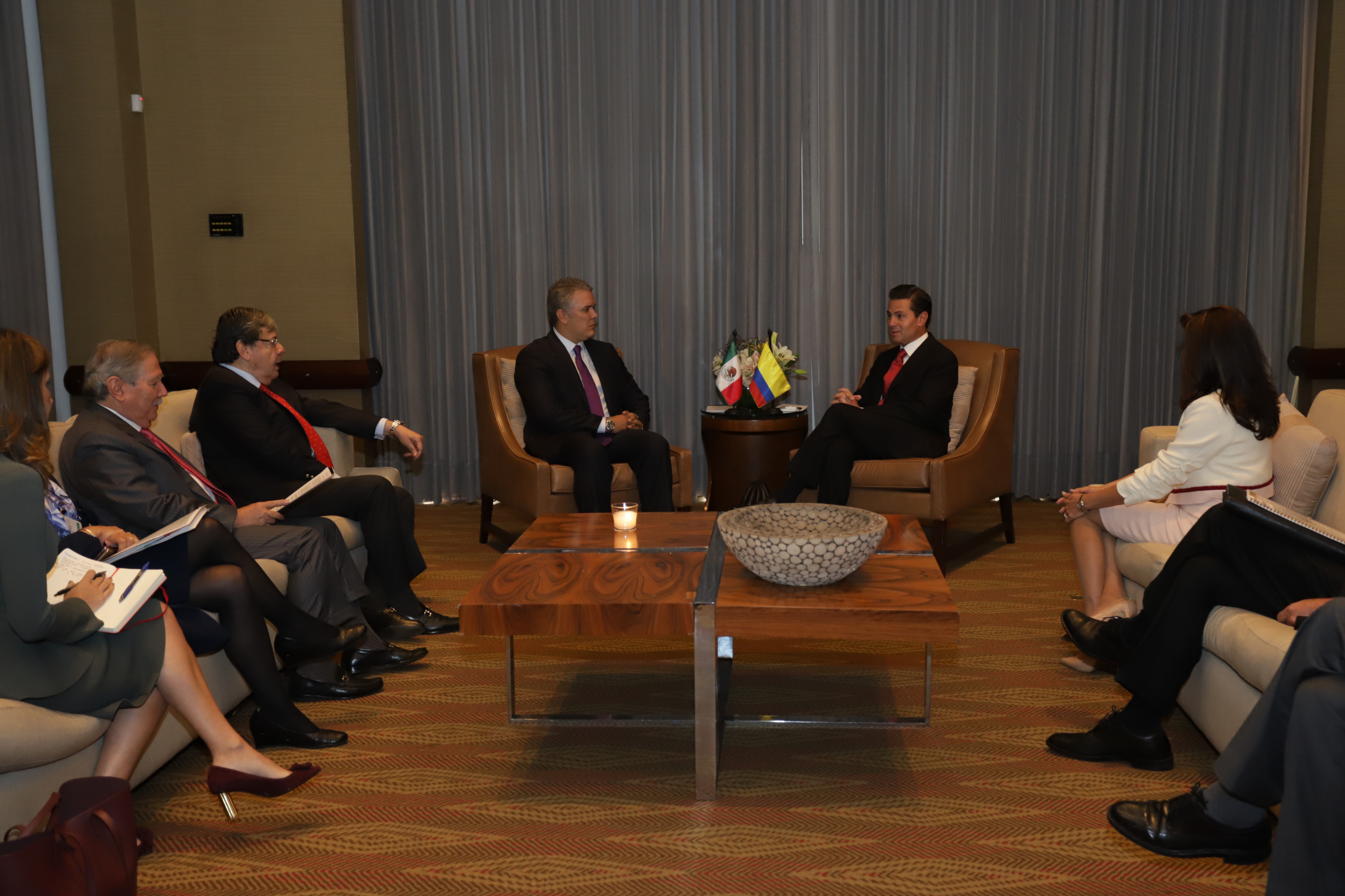 Presidente de Colombia y el Ministro de Relaciones Exteriores se reunieron con el Presidente de los mexicanos