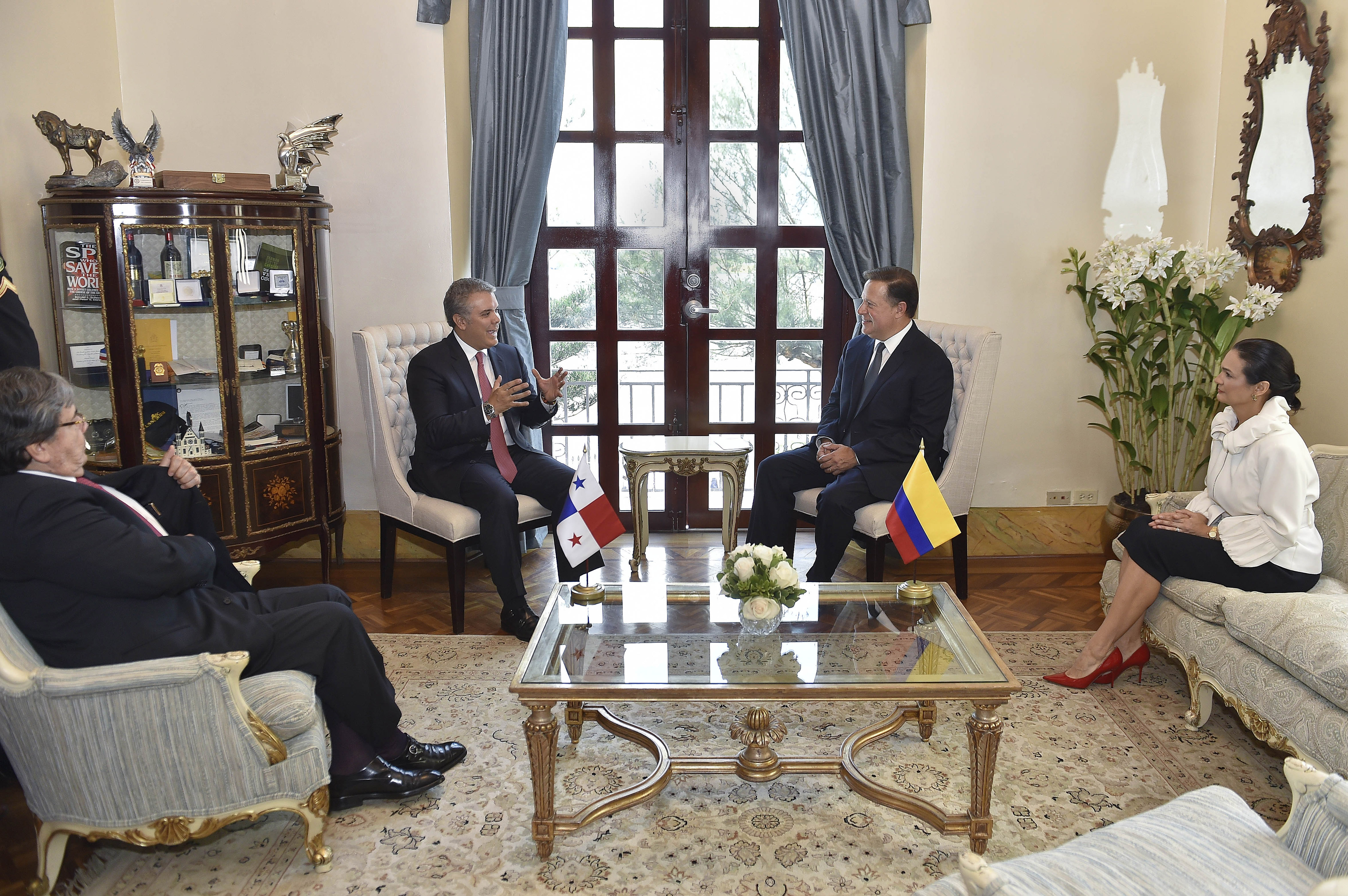 Canciller Carlos Holmes Trujillo participó en la reunión bilateral que sostuvieron los presidentes de Colombia y Panamá