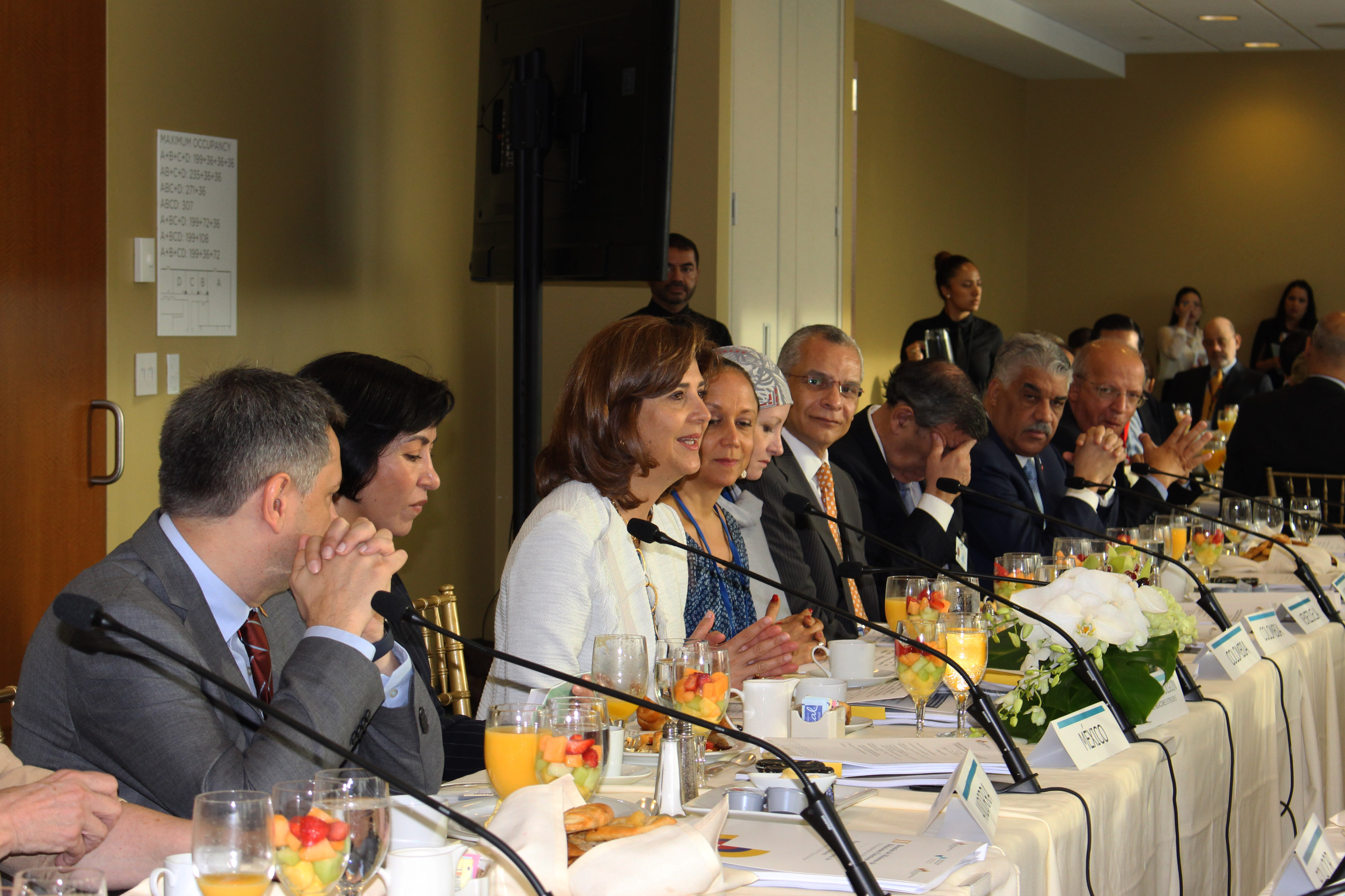 Cancilleres de Iberoamérica felicitaron a Colombia por dar  importante paso hacia la paz