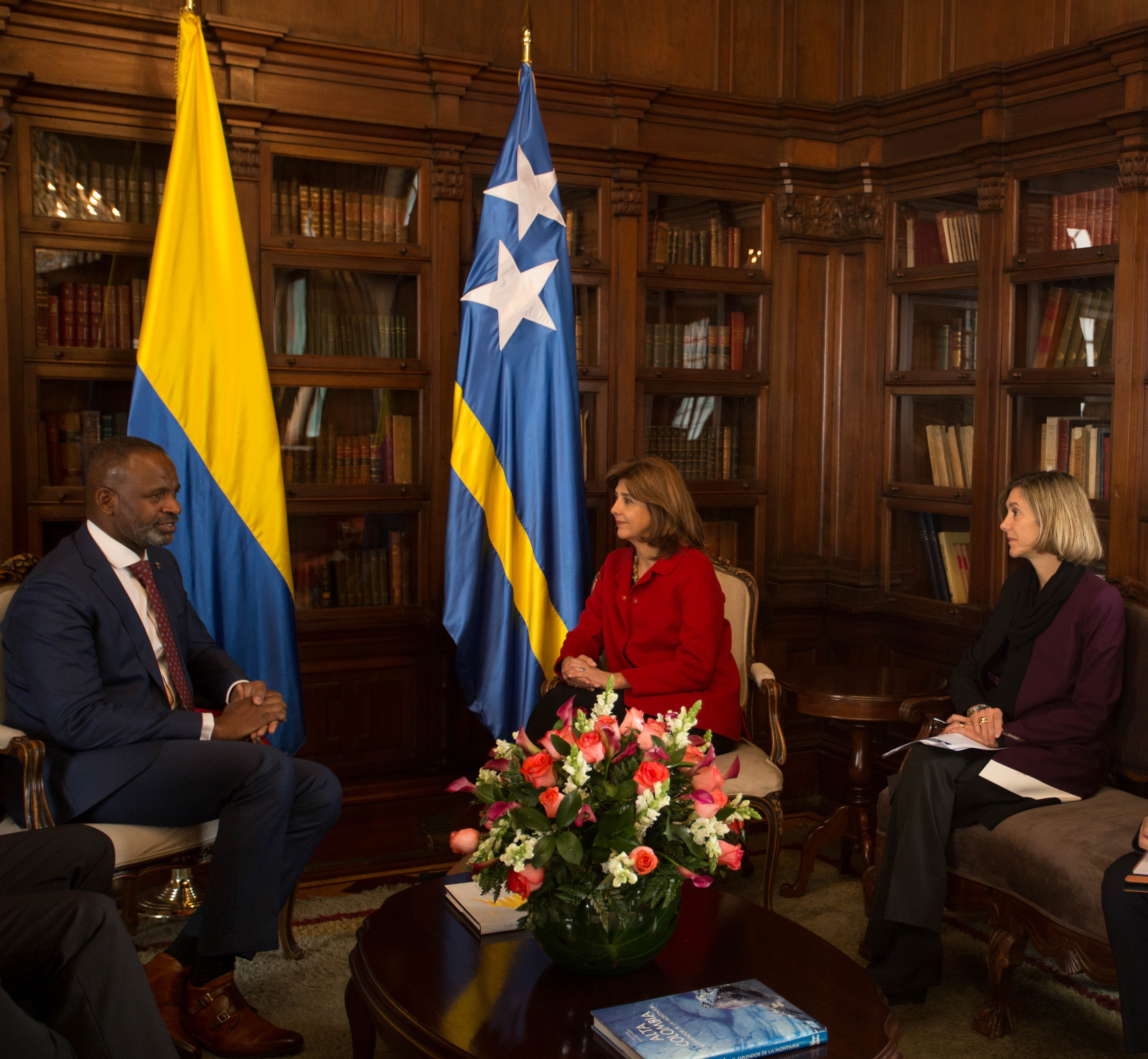 Desarrollo rural, turismo, agroindustria: algunos de los temas tratados entre la Canciller Holguín y el Viceprimer Ministro y Ministro de Desarrollo Económico de Curazao