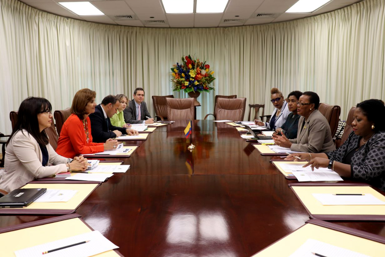 Colombia y Barbados revisaron los temas de la agenda bilateral