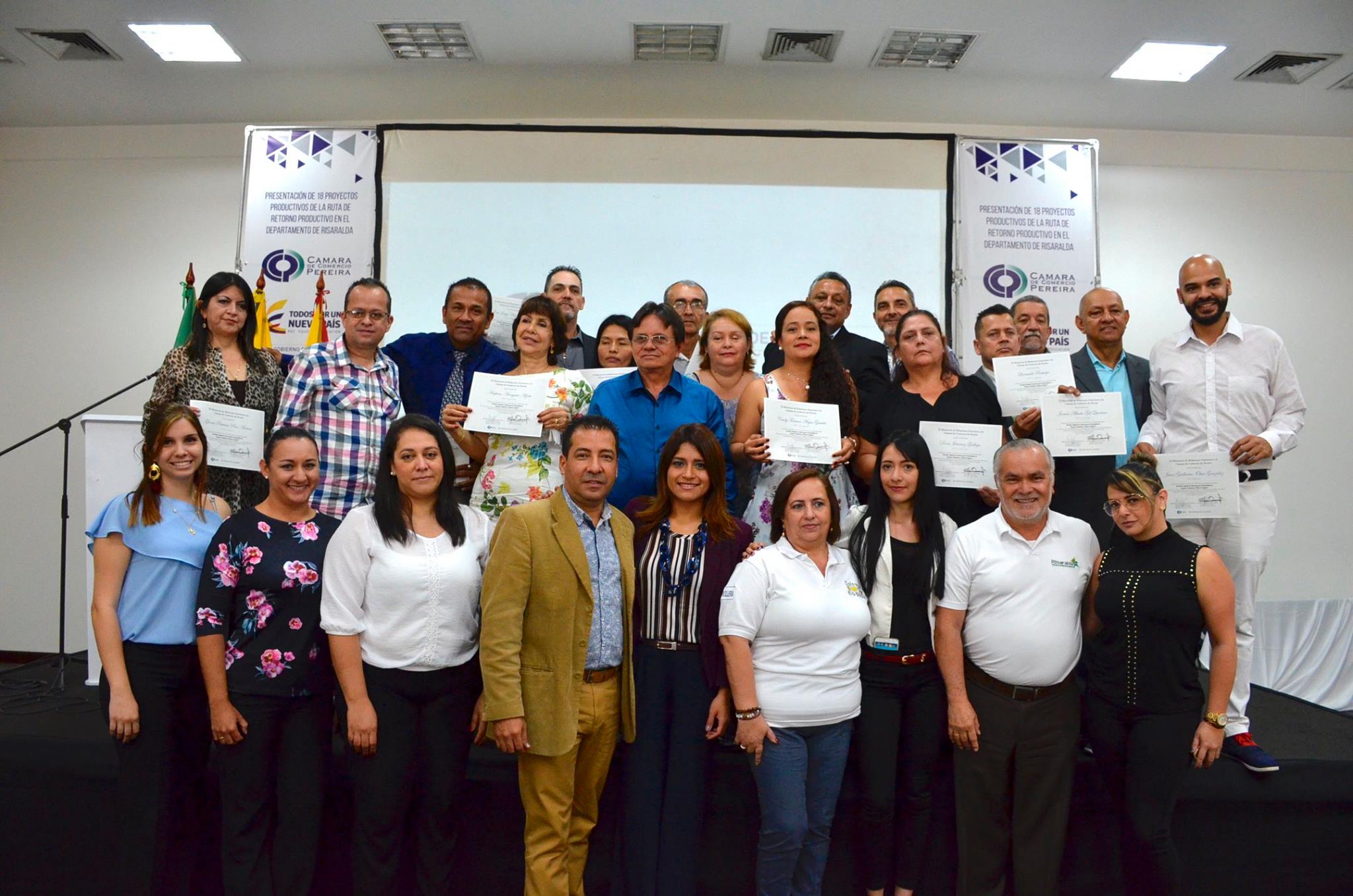 Cancillería y Cámara de Comercio de Pereira certifican a colombianos emprendedores retornados del exterior