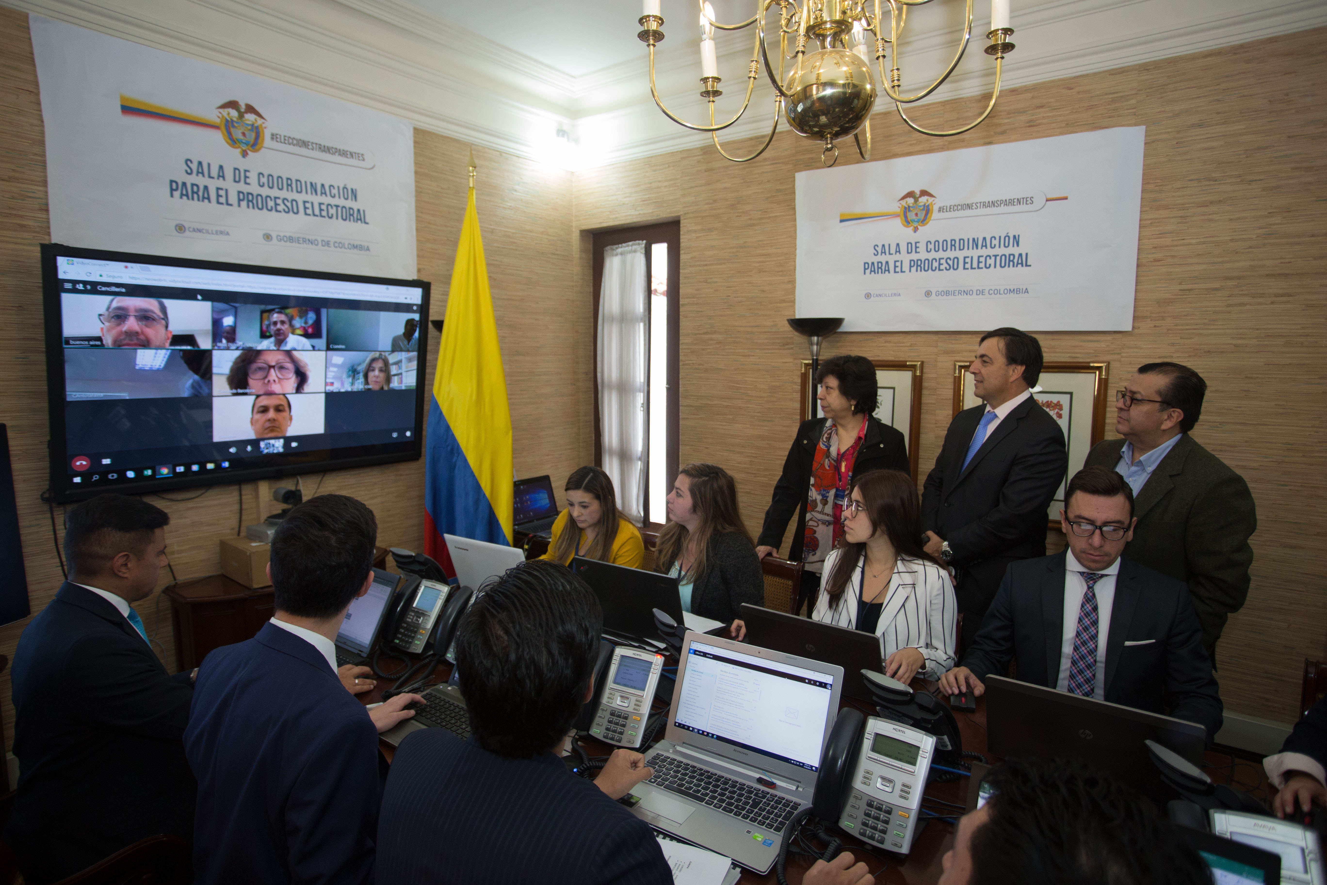 Registrador Nacional del Estado Civil presenció el trabajo de la Sala de Coordinación para el Proceso Electoral instalada en la Cancillería