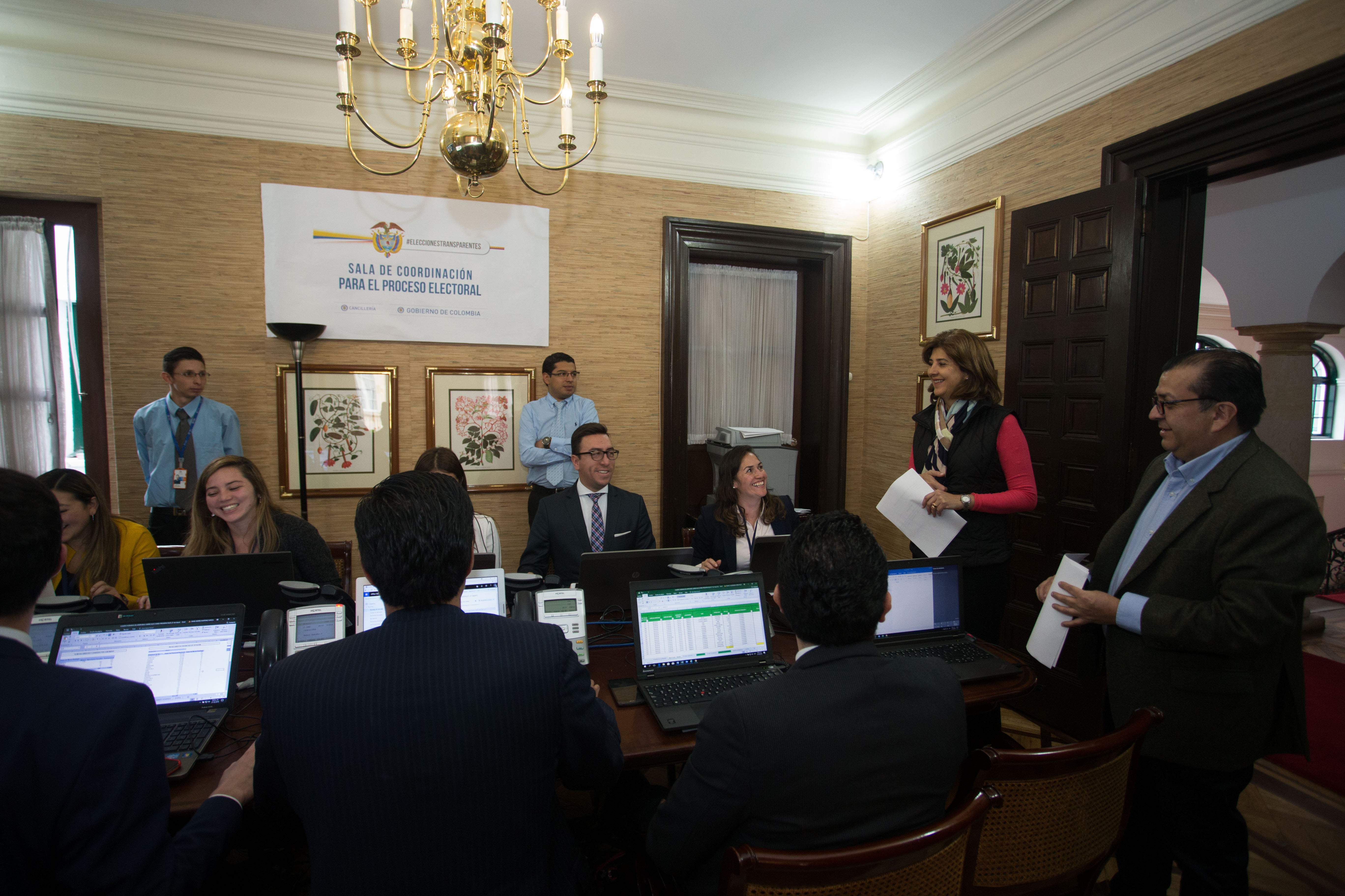 Canciller María Ángela Holguín lideró Sala de Coordinación para el Proceso Electoral en el exterior instalada en el Ministerio de Relaciones Exteriores