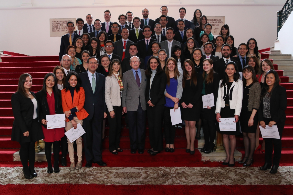 Carrera Diplomática y Consular 