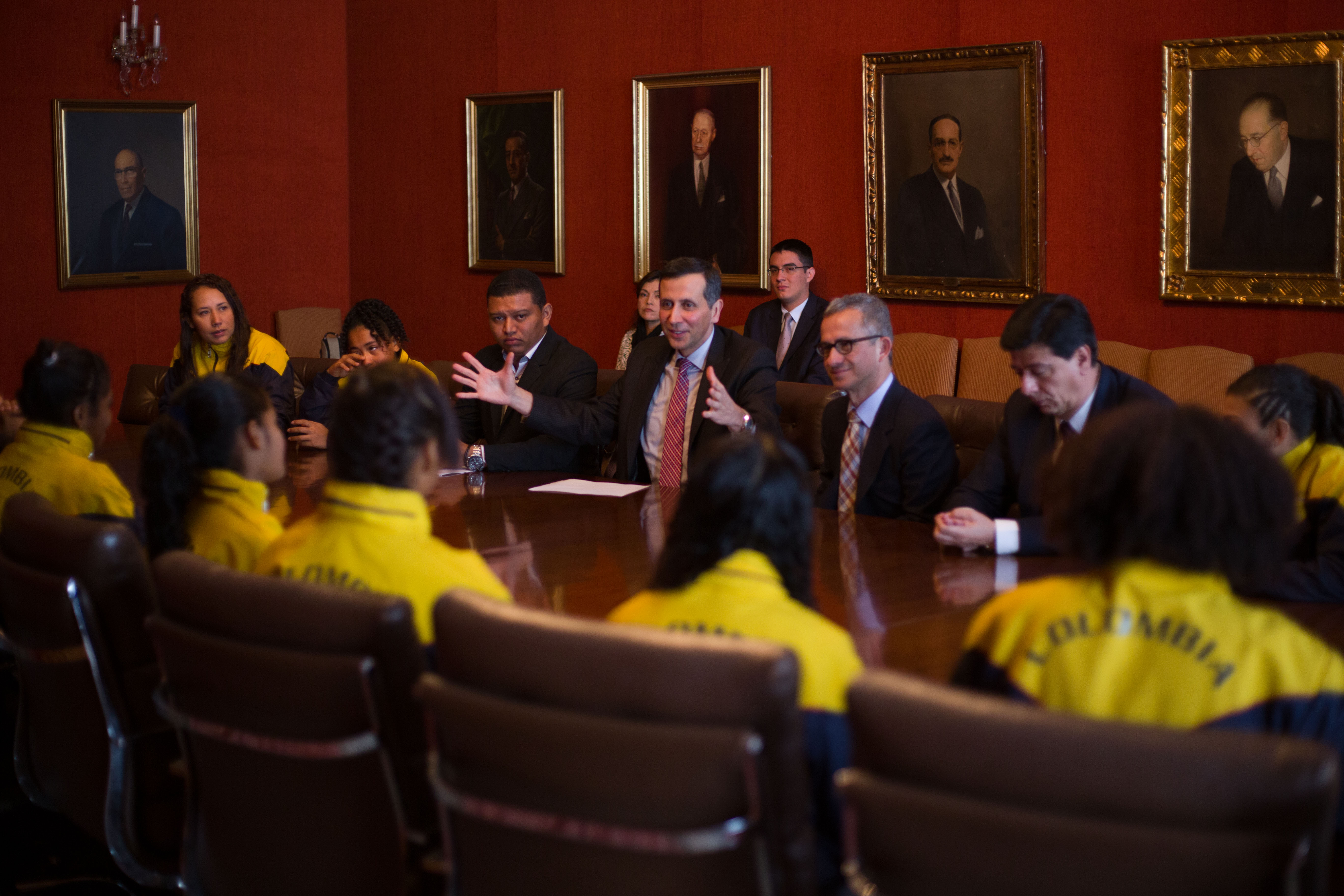 Jóvenes de San Bernardo del Viento sostuvieron un diálogo con Viceministro de Asuntos Multilaterales, Francisco Echeverri