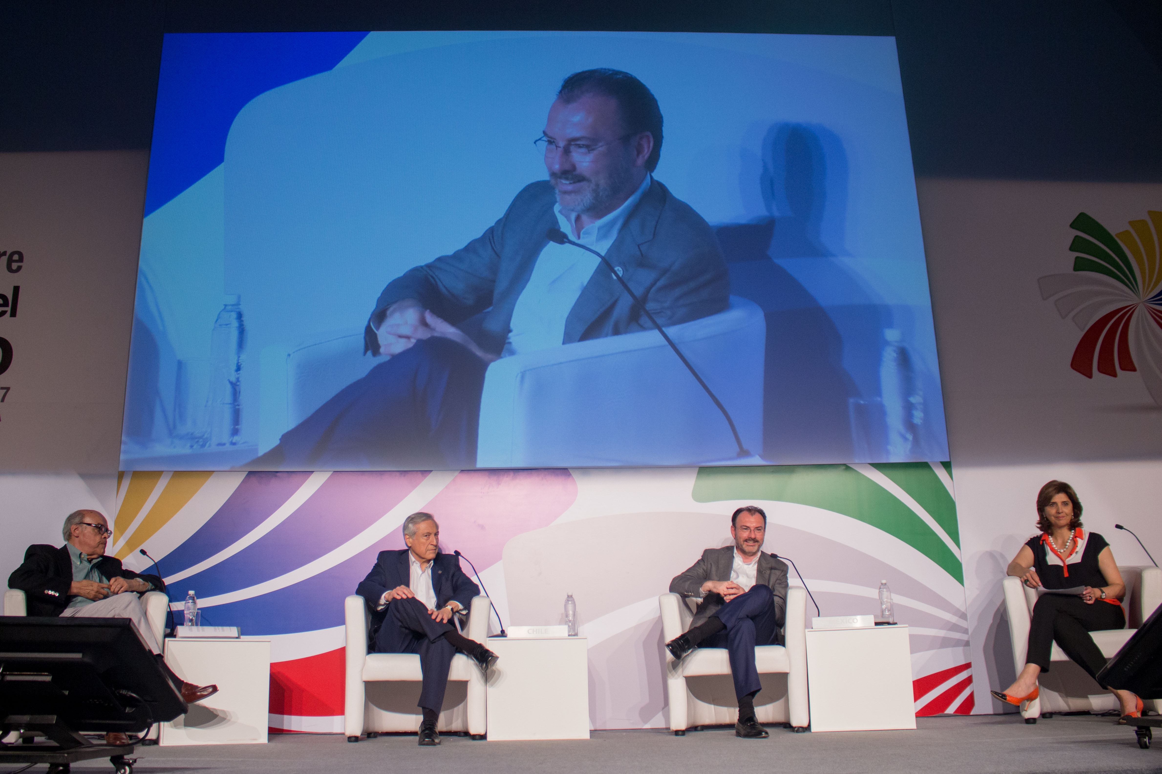 Canciller Holguín participó en el panel “Percepción y visión de los Estados Observadores sobre la Alianza del Pacífico”