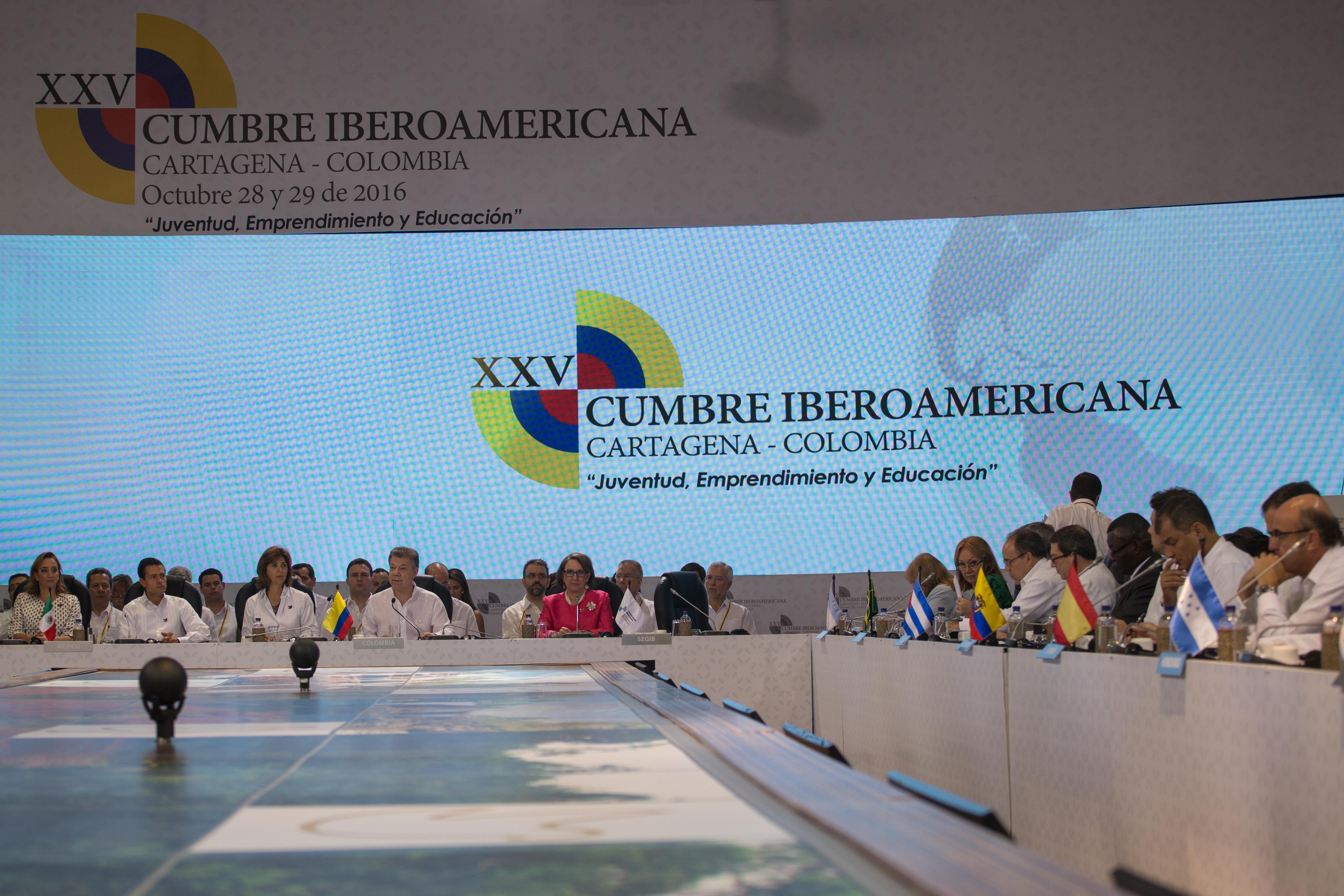 Secretaria General Iberoamericana dio inició a Cumbre de jefes de Estado y de Gobierno felicitando al Presidente Santos por el Premio Nobel de Paz