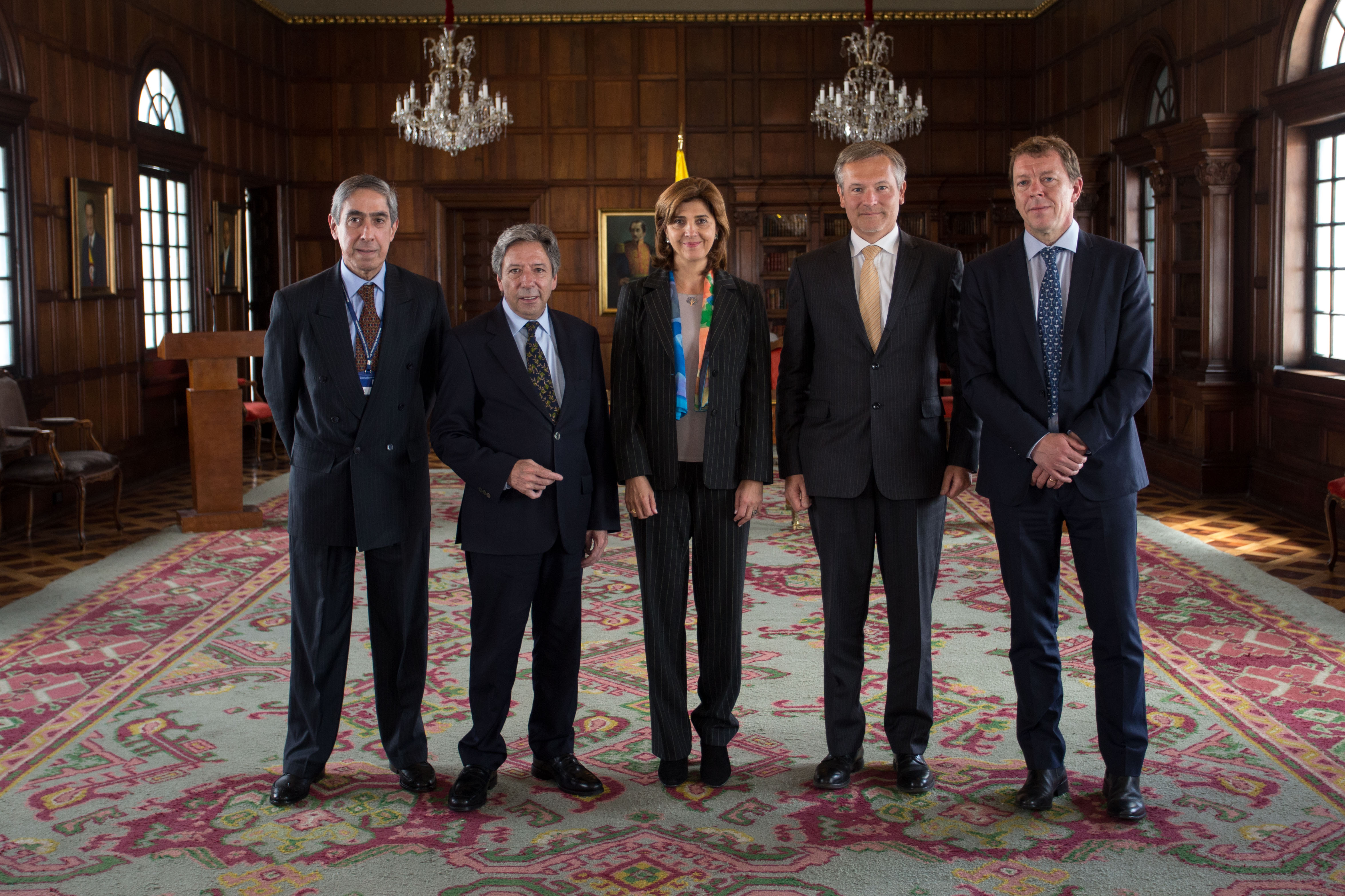 Cooperación académica entre Colombia y Francia la alianza de 37 años