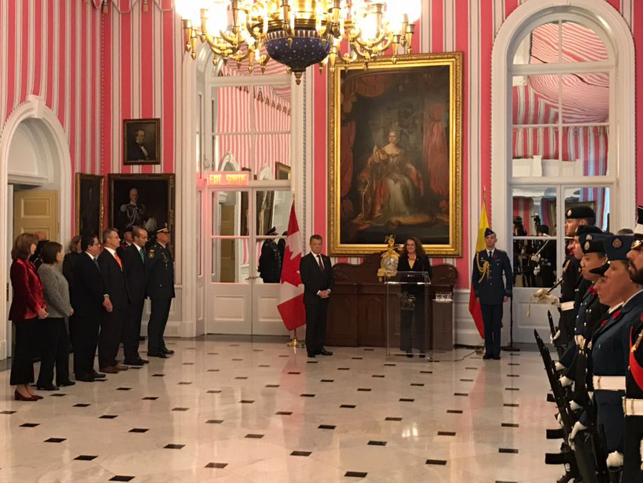 Gobernadora de Canadá resaltó el liderazgo del Presidente Juan Manuel Santos para lograr la paz en Colombia