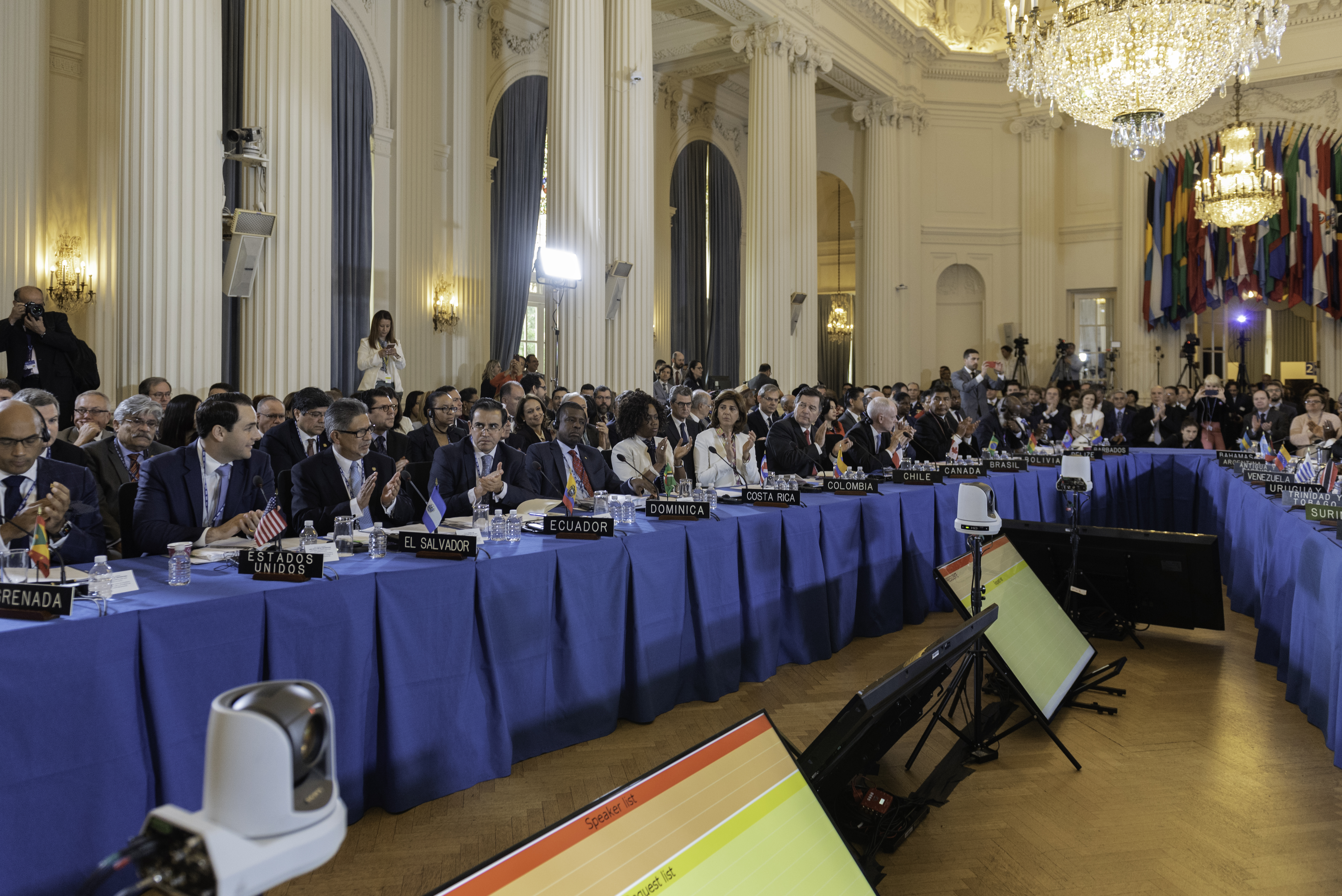 La Canciller Holguín asiste a la Asamblea General de la Organización de Estados Americanos –OEA