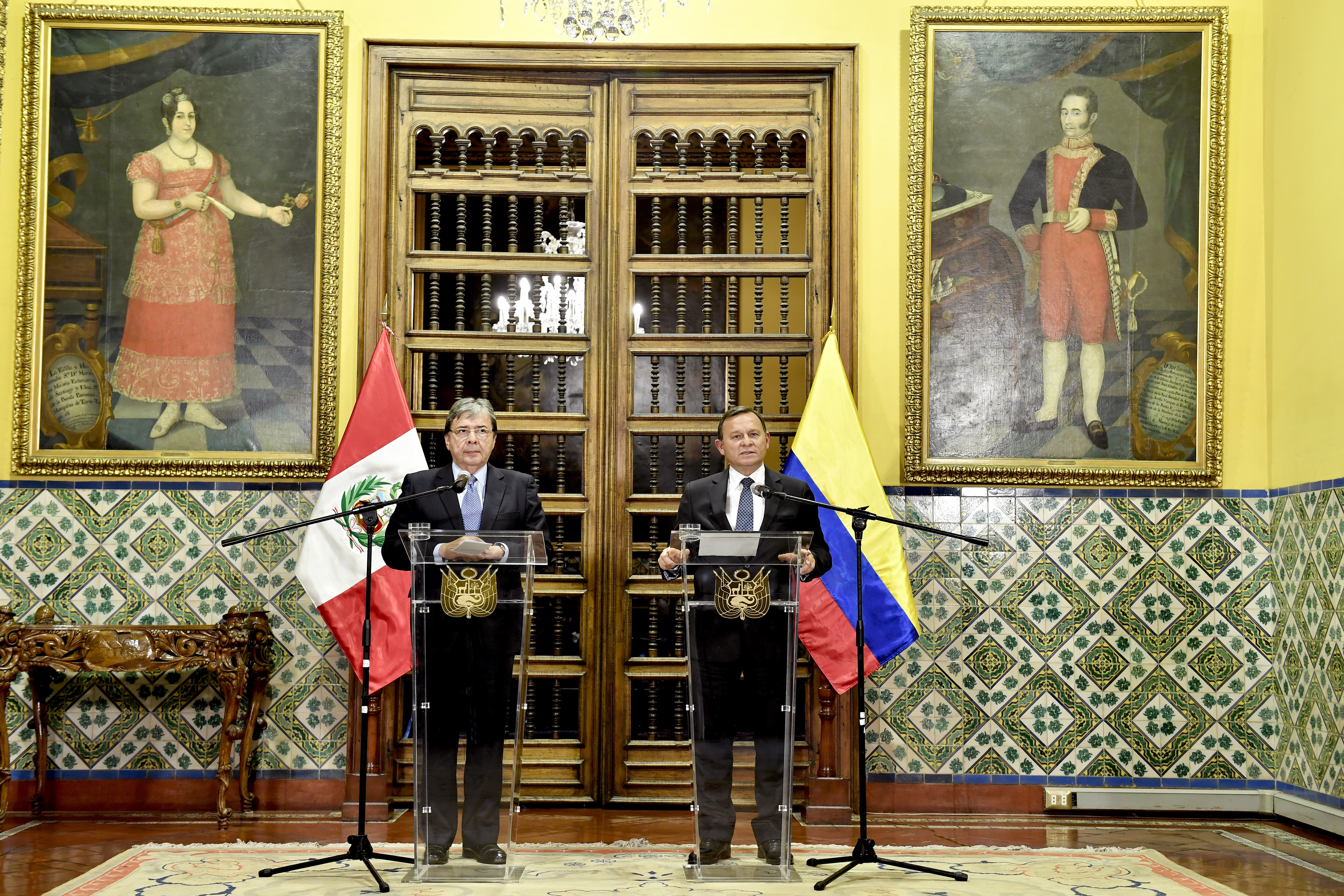 El Canciller de Colombia y su homólogo peruano acordaron trabajar conjuntamente para hacerle frente a la migración venezolana