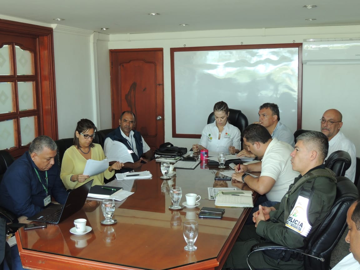 Las autoridades de las Unidades Especiales de Desarrollo Fronterizo del Departamento de La Guajira, se reunieron para tratar el tema de internación de vehículos en estos territorios