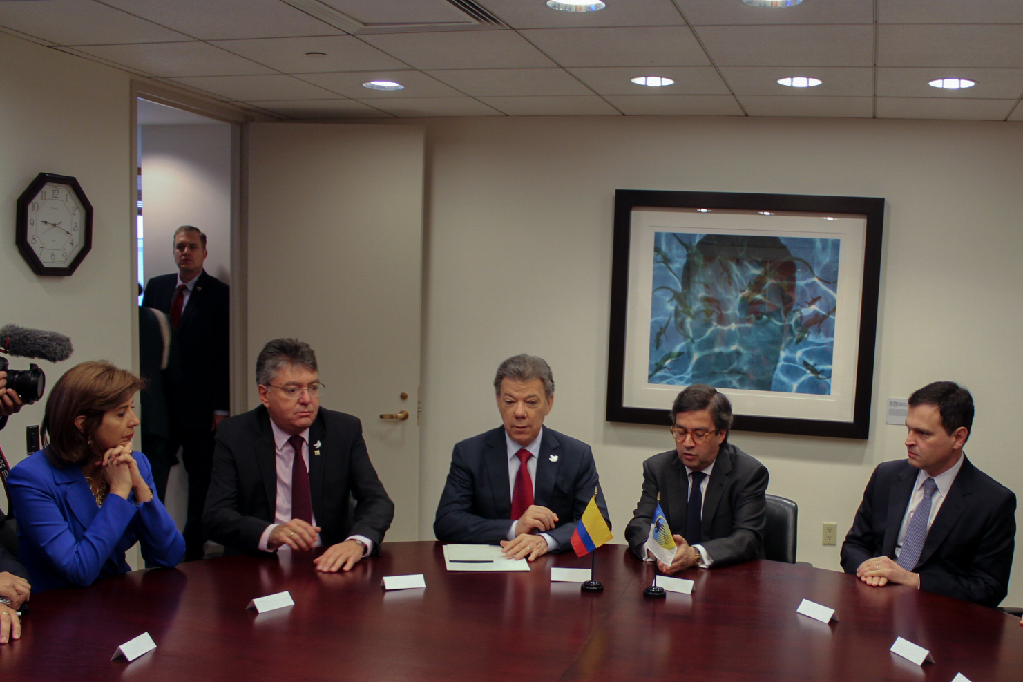 Canciller María Ángela Holguín participó en la reunión que sostuvieron el Presidente Juan Manuel Santos y el Presidente del BID, Luis Alberto Moreno