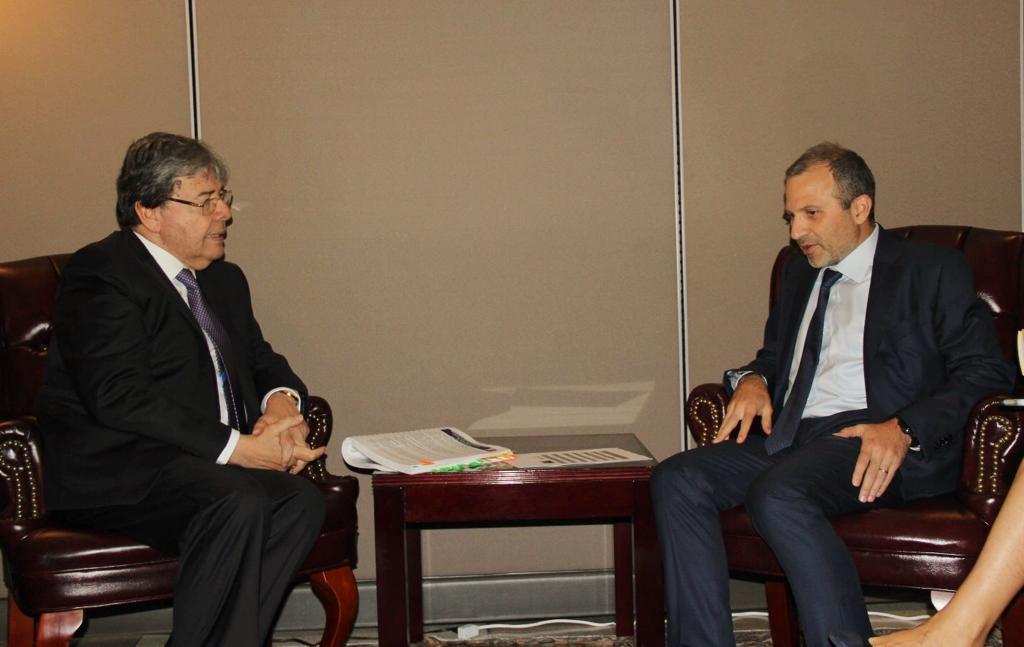 Canciller Holmes Trujillo sostuvo encuentro bilateral con el Ministro de Asuntos Exteriores y Emigrantes de la República Libanesa