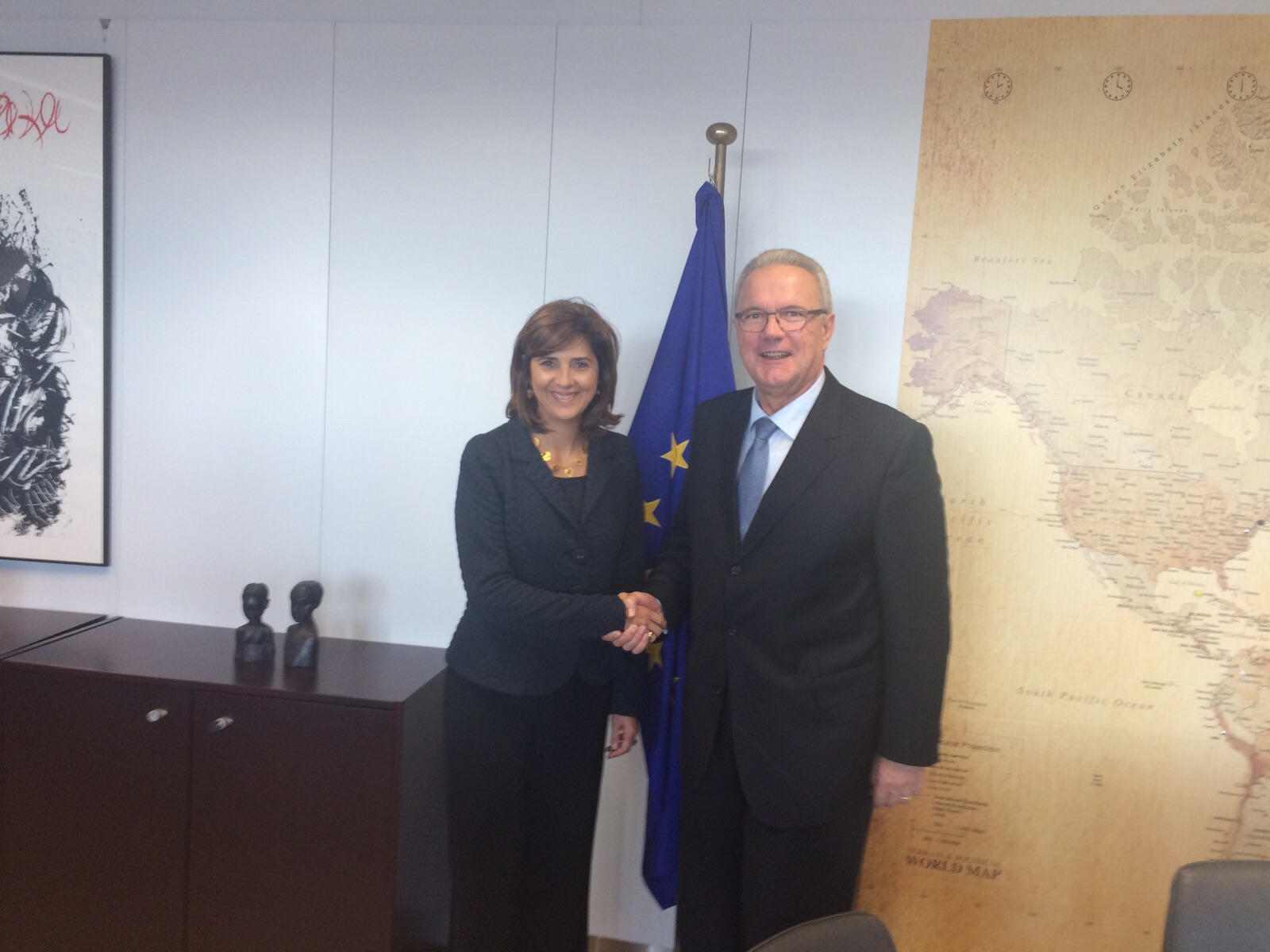Canciller Holguín sostuvo un encuentro con el Comisario de Desarrollo y Cooperación Internacional de la Unión Europea, Neven Mimica