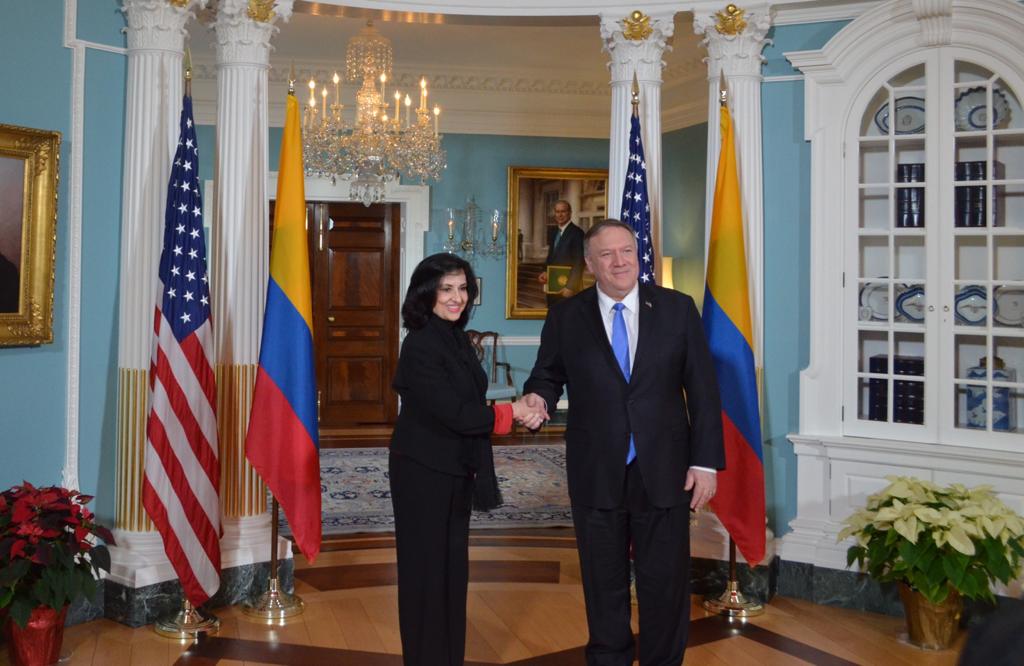 Primer encuentro bilateral entre la Canciller colombiana, Claudia Blum, y el Secretario de Estado de Estados Unidos, Mike Pompeo