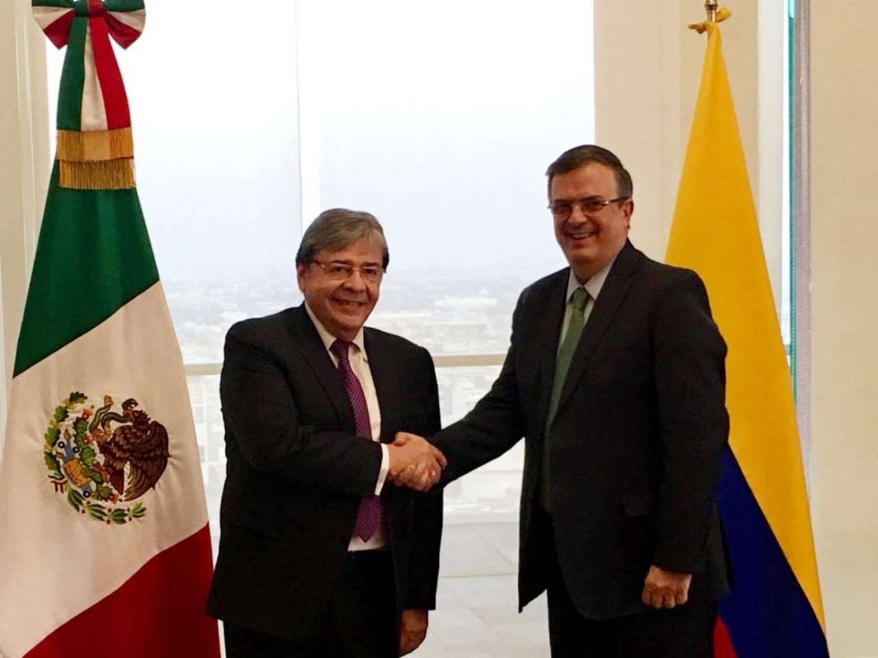 El Canciller Carlos Holmes Trujillo se reunió con su homólogo mexicano, Marcelo Ebrard Casaubón