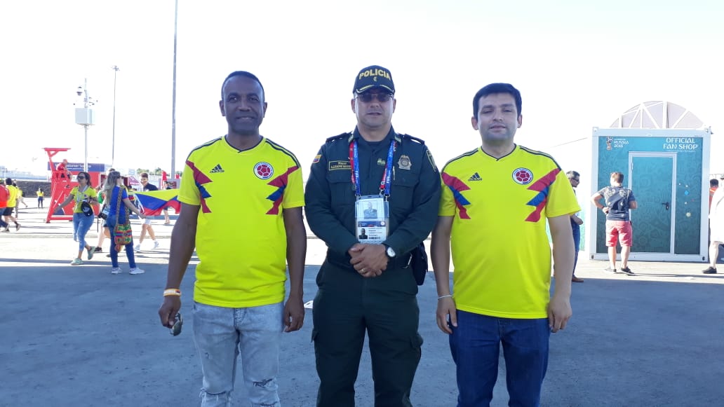 La Cancillería colombiana y Policía Nacional presentes en Samara para apoyar a los hinchas que necesiten ayuda antes, durante o después del partido Colombia - Senegal
