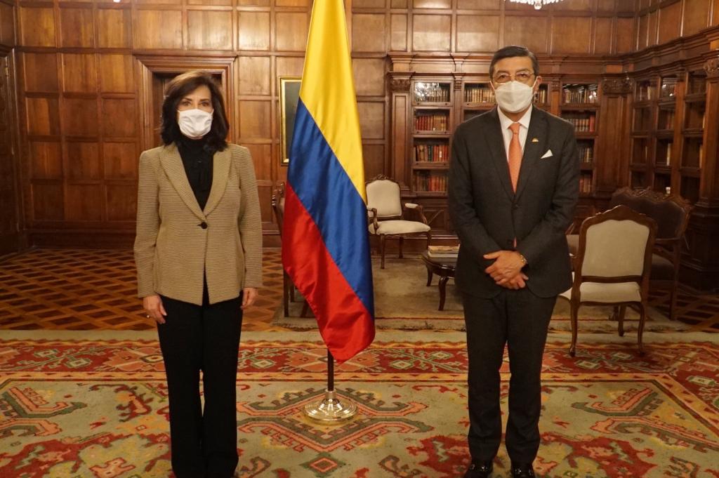 Canciller Claudia Blum se reunió con el Secretario General de la CAN