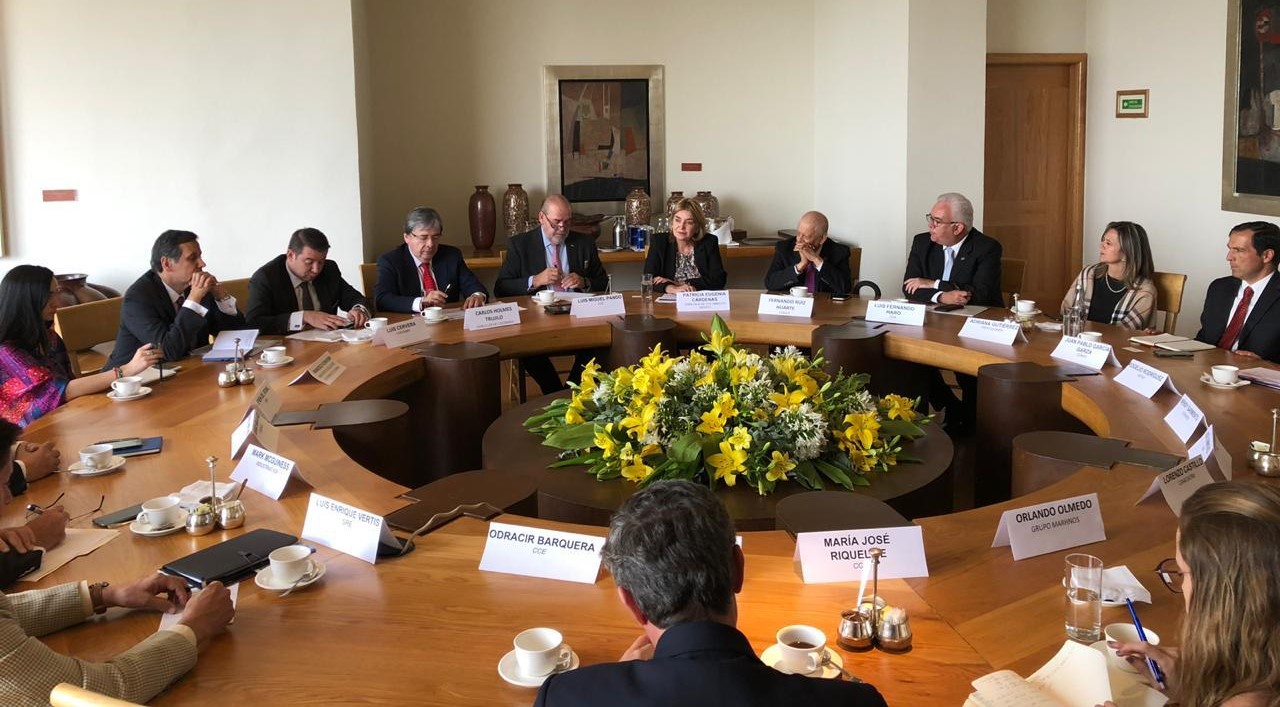 Canciller Carlos Holmes Trujillo sostuvo una reunión con los directivos y empresarios del Consejo de Coordinación Empresarial CCE