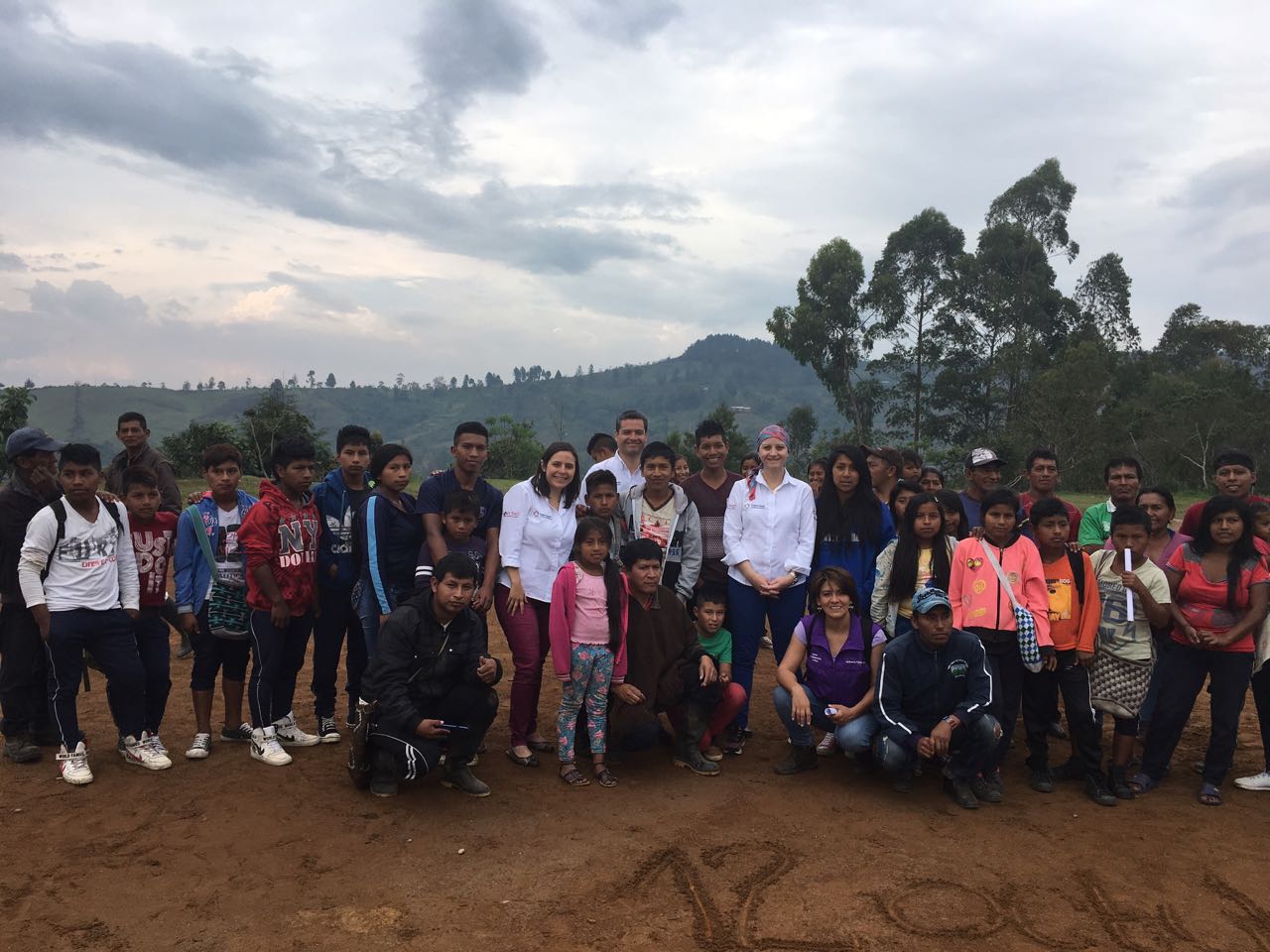 Dirección de Cooperación Internacional realiza visitas de evaluación a Florida y Caldono y reuniones con el sector privado para identificar oportunidades de apoyar a los niños, niñas y adolescentes en el Valle del Cauca