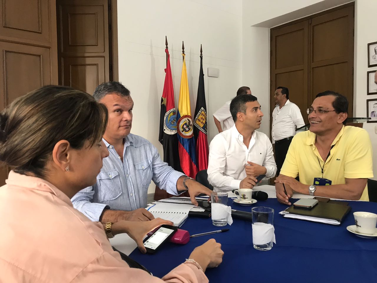 Autoridades de las Unidades Especiales de Desarrollo Fronterizo de Norte de Santander se reunieron para tratar el tema de internación de vehículos en estos territorios