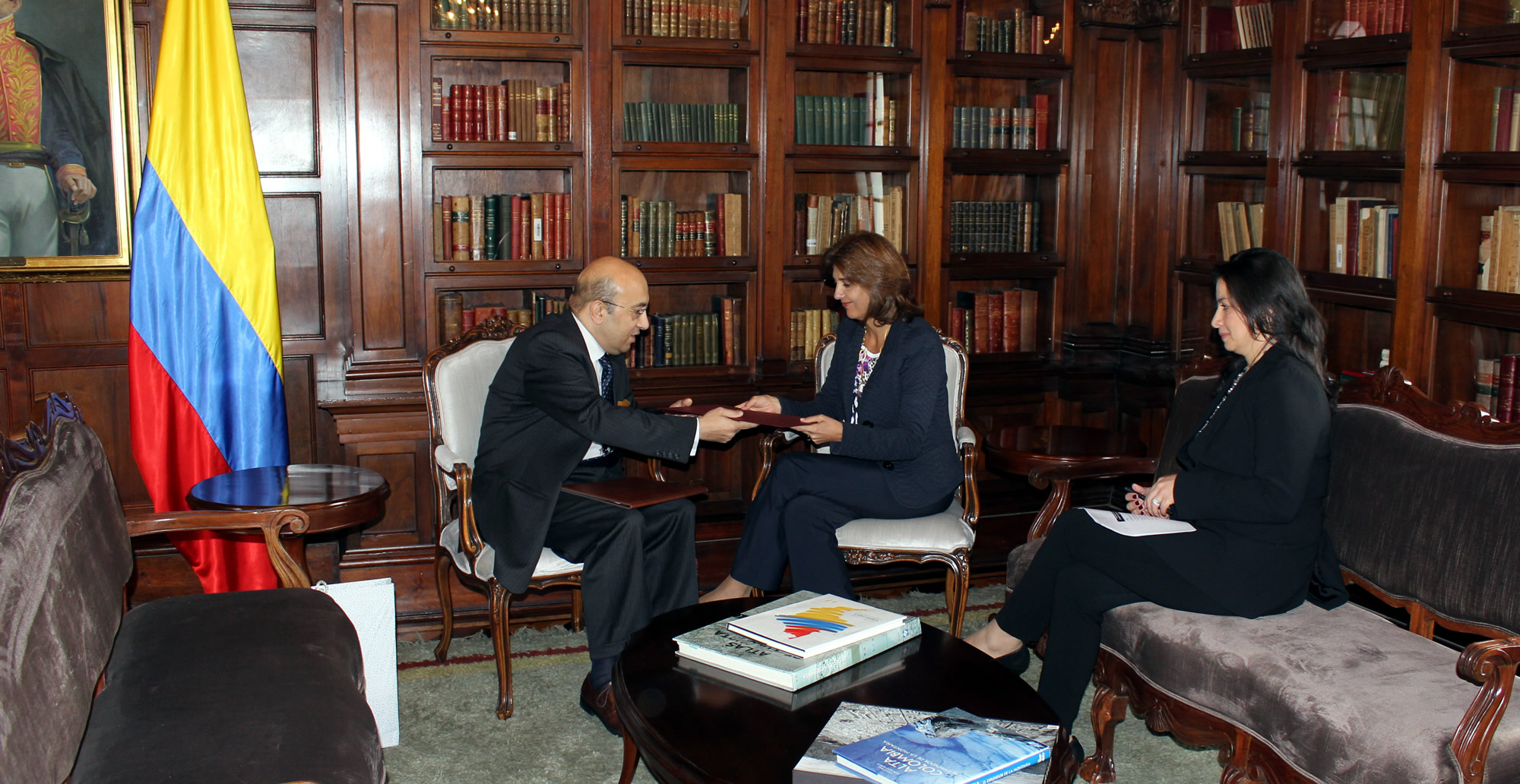 Copia Cartas Credenciales de el Embajador de Egipto