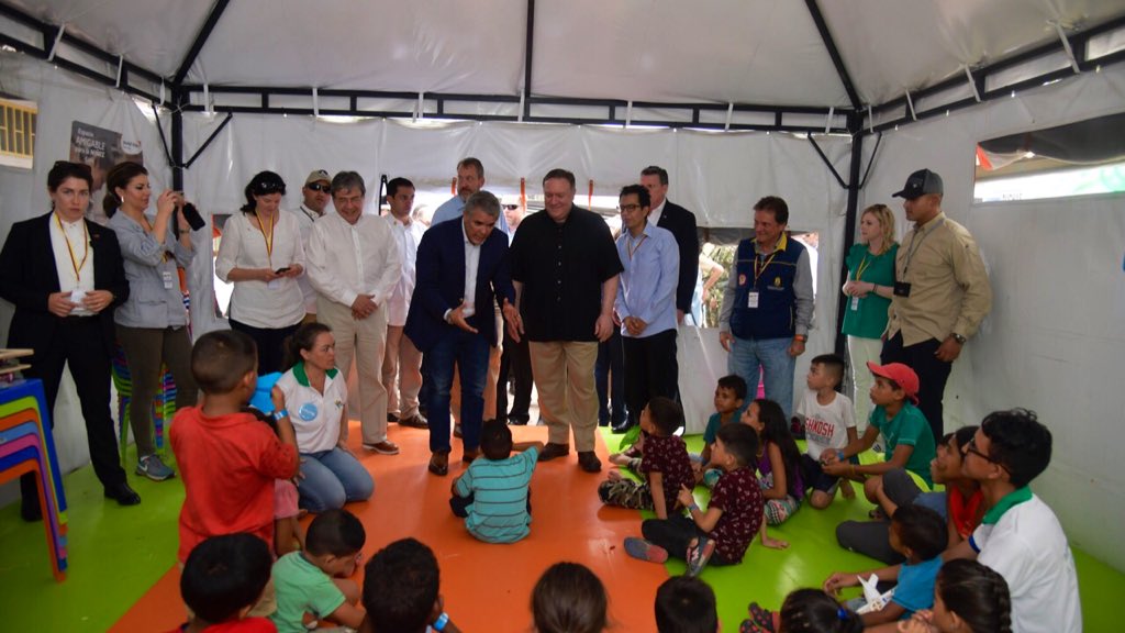 Canciller Carlos Holmes Trujillo acompañó el recorrido del Presidente colombiano y el Secretario de Estado de los Estados Unidos por el Centro de Atención Transitoria al Migrante