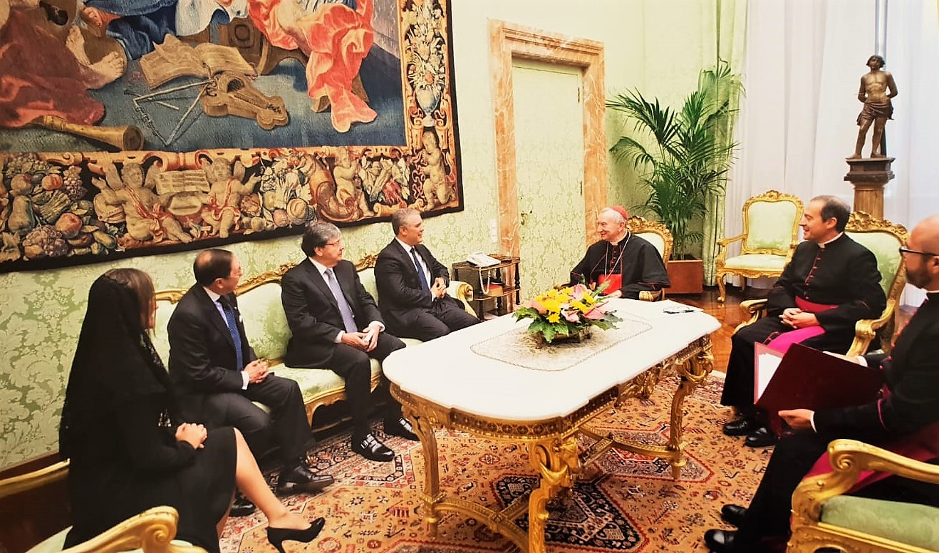 El presidente Iván Duque Márquez y el Canciller Carlos Holmes Trujillo, tuvieron una reunión con el Secretario de Estado del Vaticano