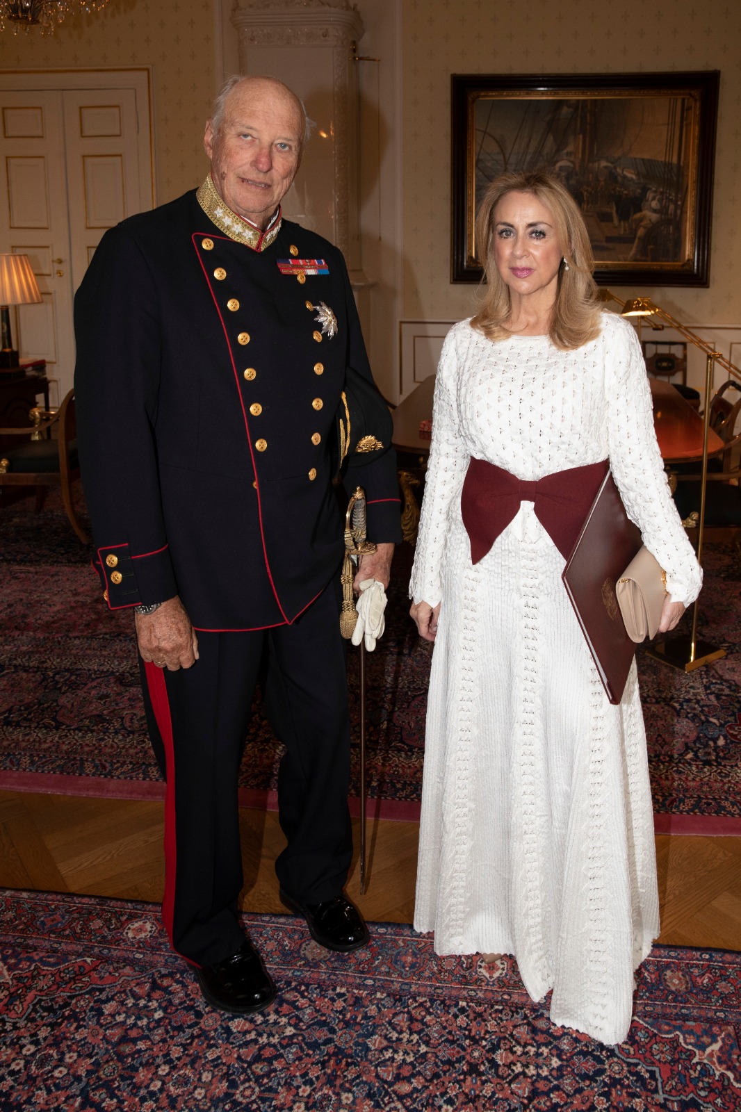 La Embajadora de Colombia en Noruega presentó sus cartas credenciales ante el Rey de Noruega