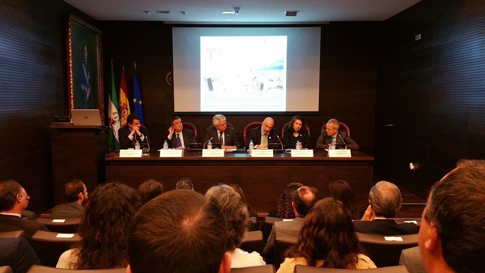 Embajador de Colombia en España, Alberto Furmanski, se reunió con empresarios andaluces interesados en invertir en Colombia