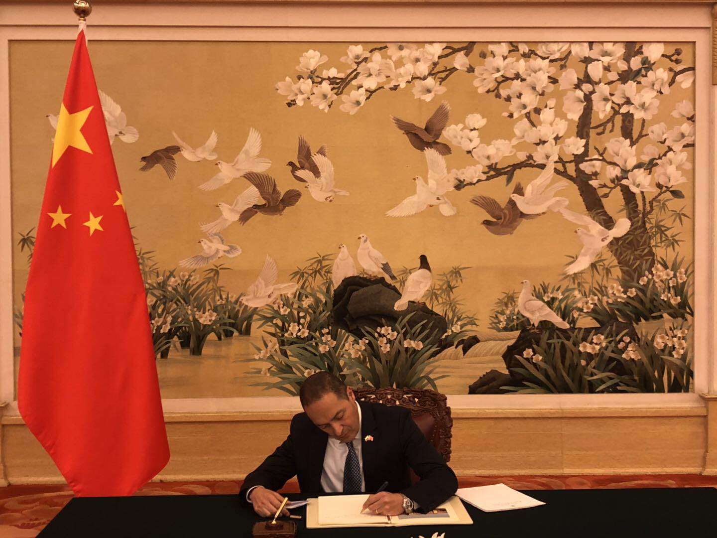 El Embajador de Colombia en China presentó cartas credenciales al Presidente Xi Jinping
