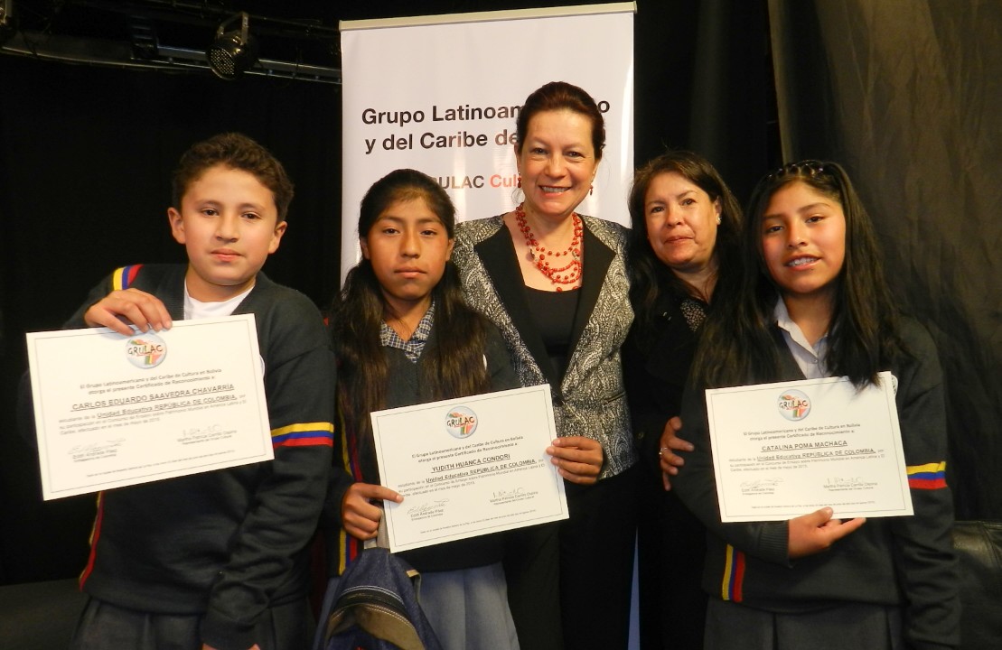 La Embajada de Colombia en Bolivia premió a los ganadores del I Concurso Infantil de Ensayos sobre Patrimonio Mundial y Patrimonio Cultural Inmaterial