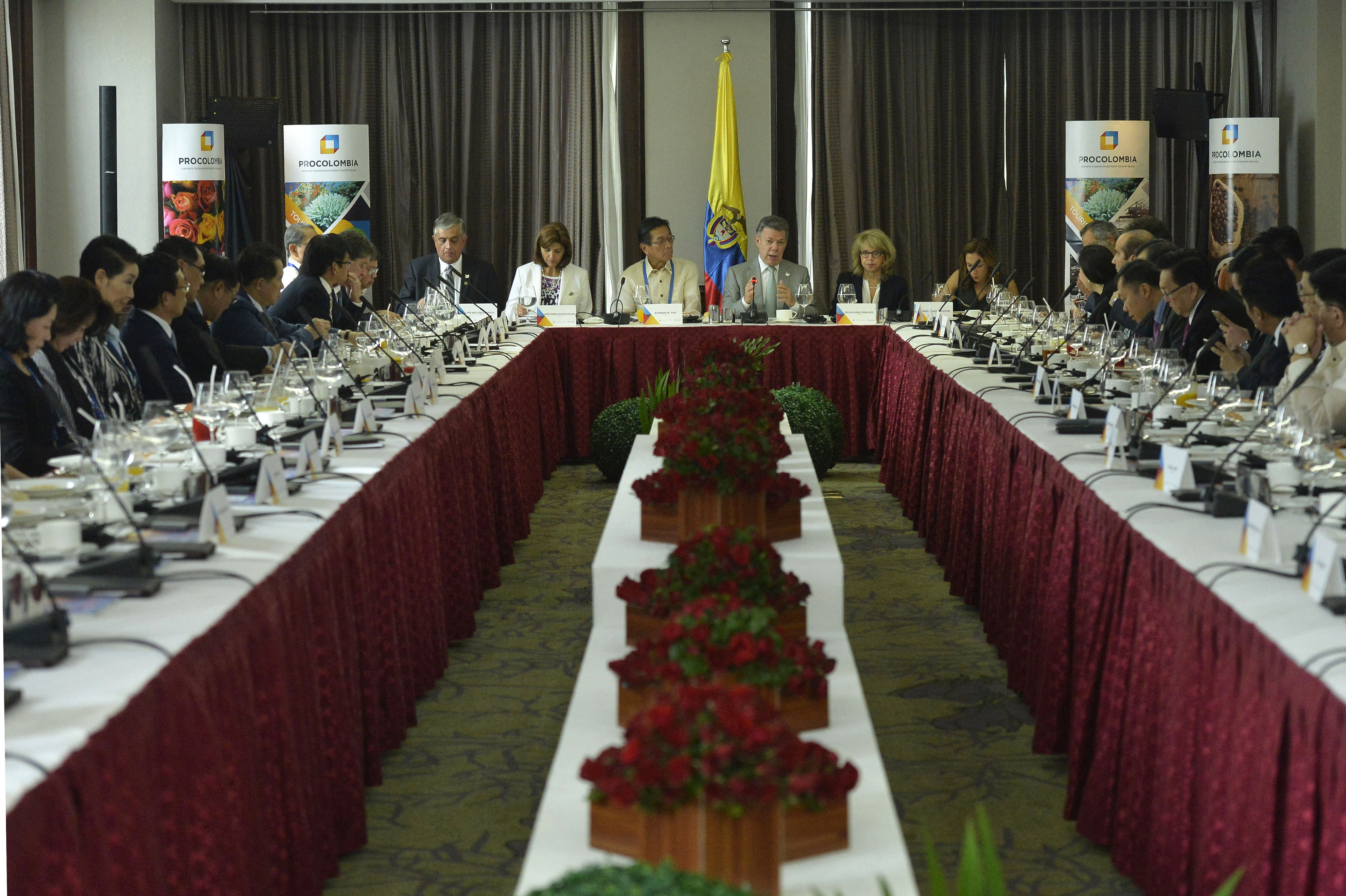 Colombia explica oportunidades de negocios en Filipinas