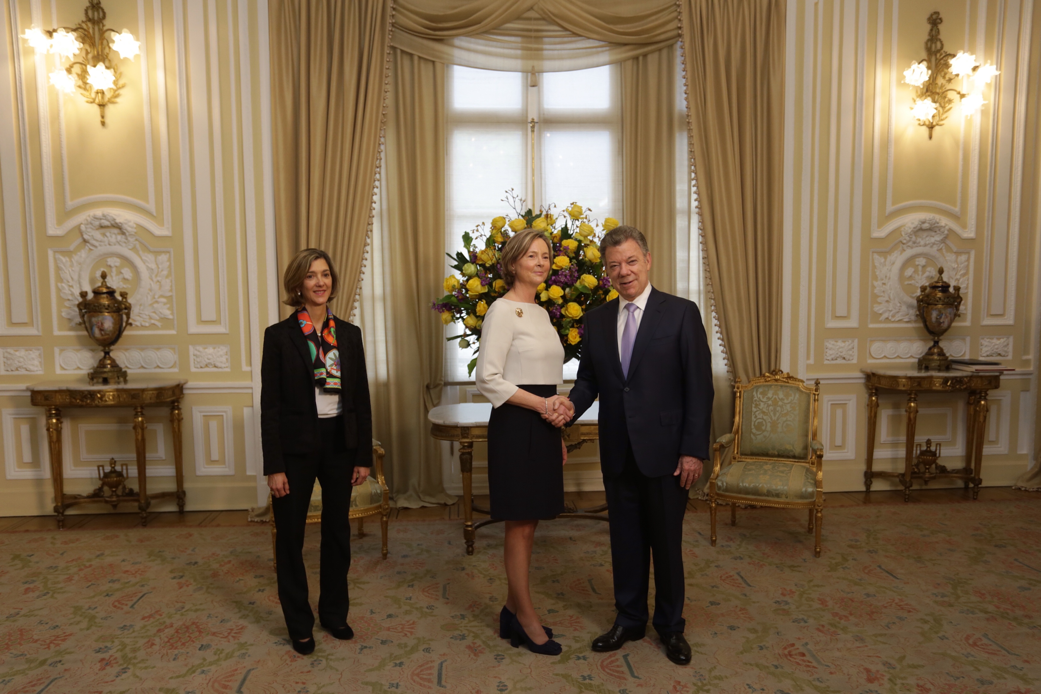 Embajadora y Jefe de la Delegación de la Unión Europea en Colombia presentó sus cartas credenciales ante el Presidente de Colombia Juan Manuel Santos