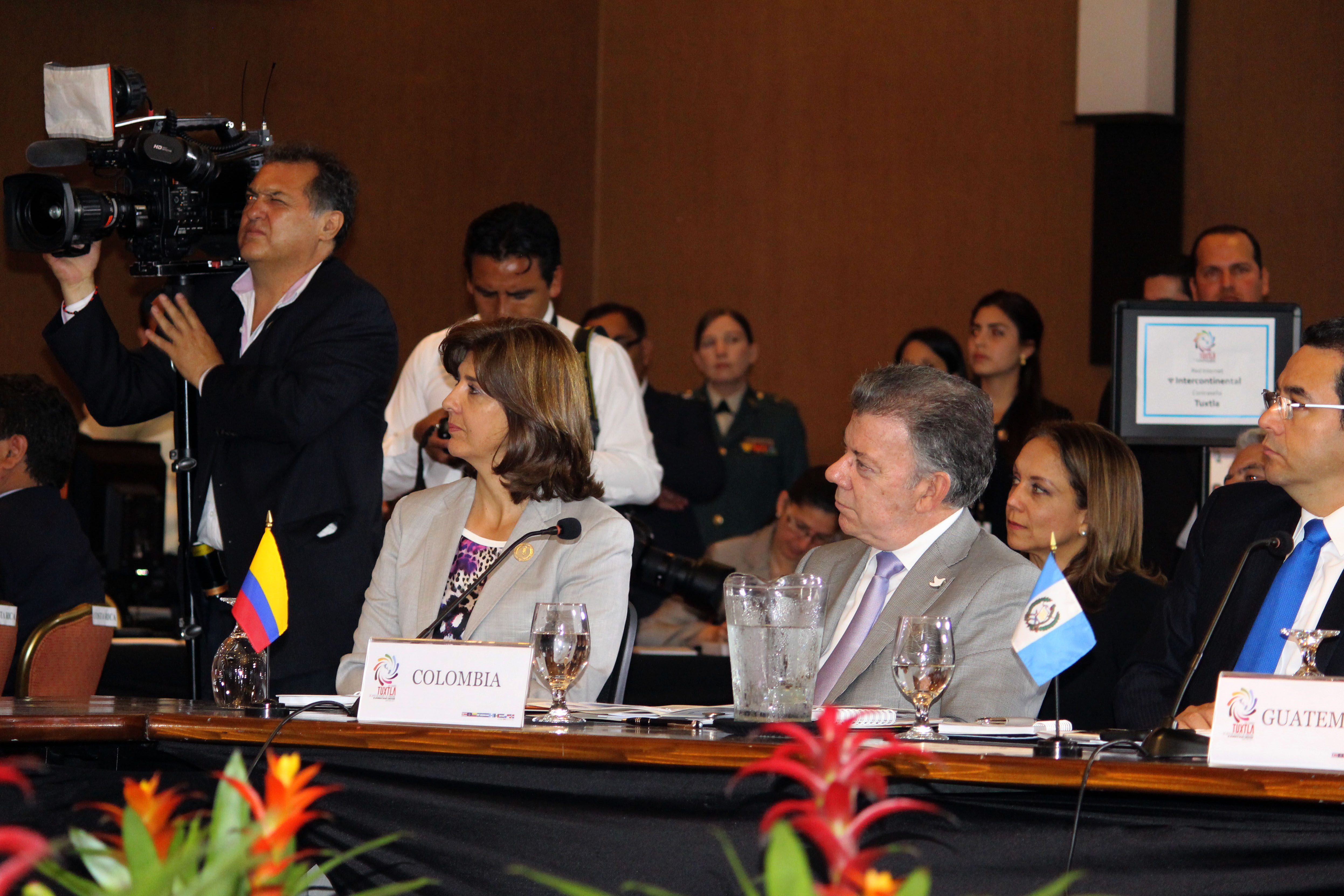 Presidente Santos y Canciller Holguín participan en la Cumbre del Mecanismo de Tuxtla