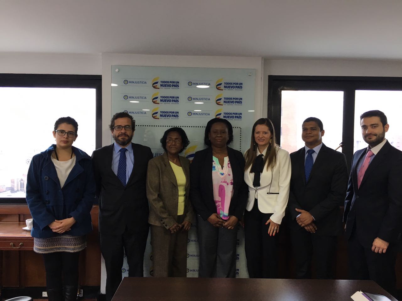 Durante el 18 y el 19 de enero y con el apoyo del Ministerio de Relaciones Exteriores, dos delegadas del Ministerio de Protección Social de Guyana, la Coordinadora de Proyectos Especiales del Ministerio de Protección Social, Dhanmattie Sohai,  y Rhonda Nelson, responsable del desarrollo de proyectos en ese ministerio, realizan en Colombia una ruta de aprendizaje del funcionamiento en Colombia de las Casas de Justicia y otras prácticas para facilitar el acceso a la justicia y el fortalecimiento institucional