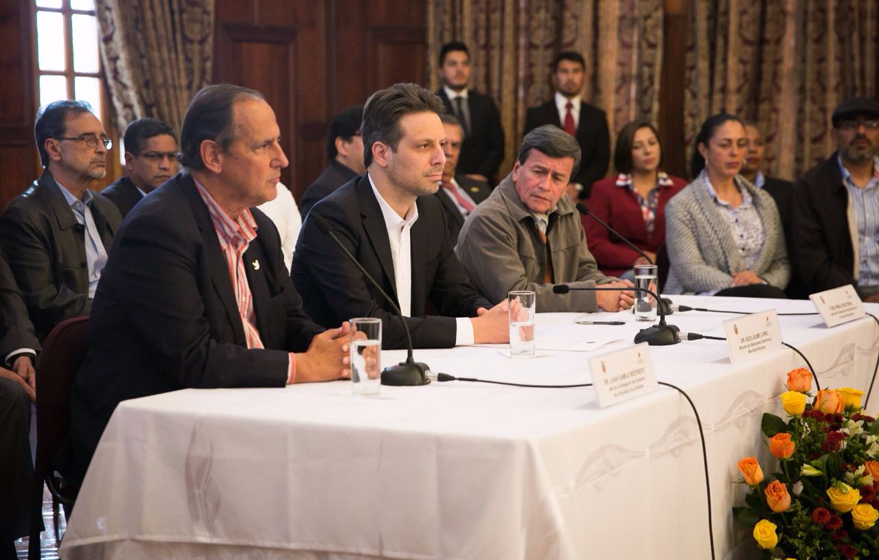 COMUNICADO CONJUNTO: Delegaciones de Gobierno Nacional de Colombia y del Ejército de Liberación Nacional reunidas en Ecuador