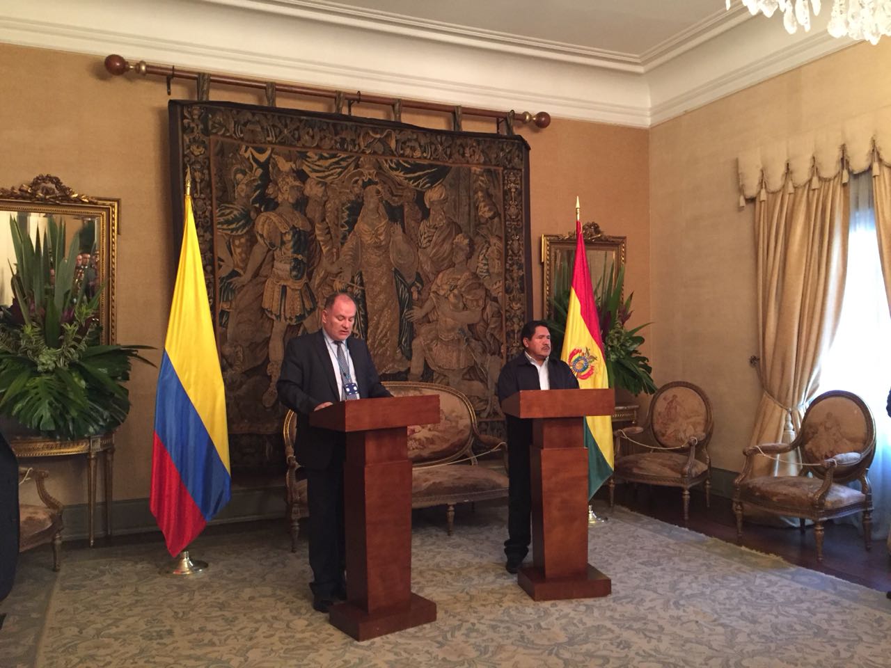 Se realizó en Bogotá la II Reunión de la Comisión Mixta Colombo-Boliviana para la lucha contra el Problema de las Drogas 